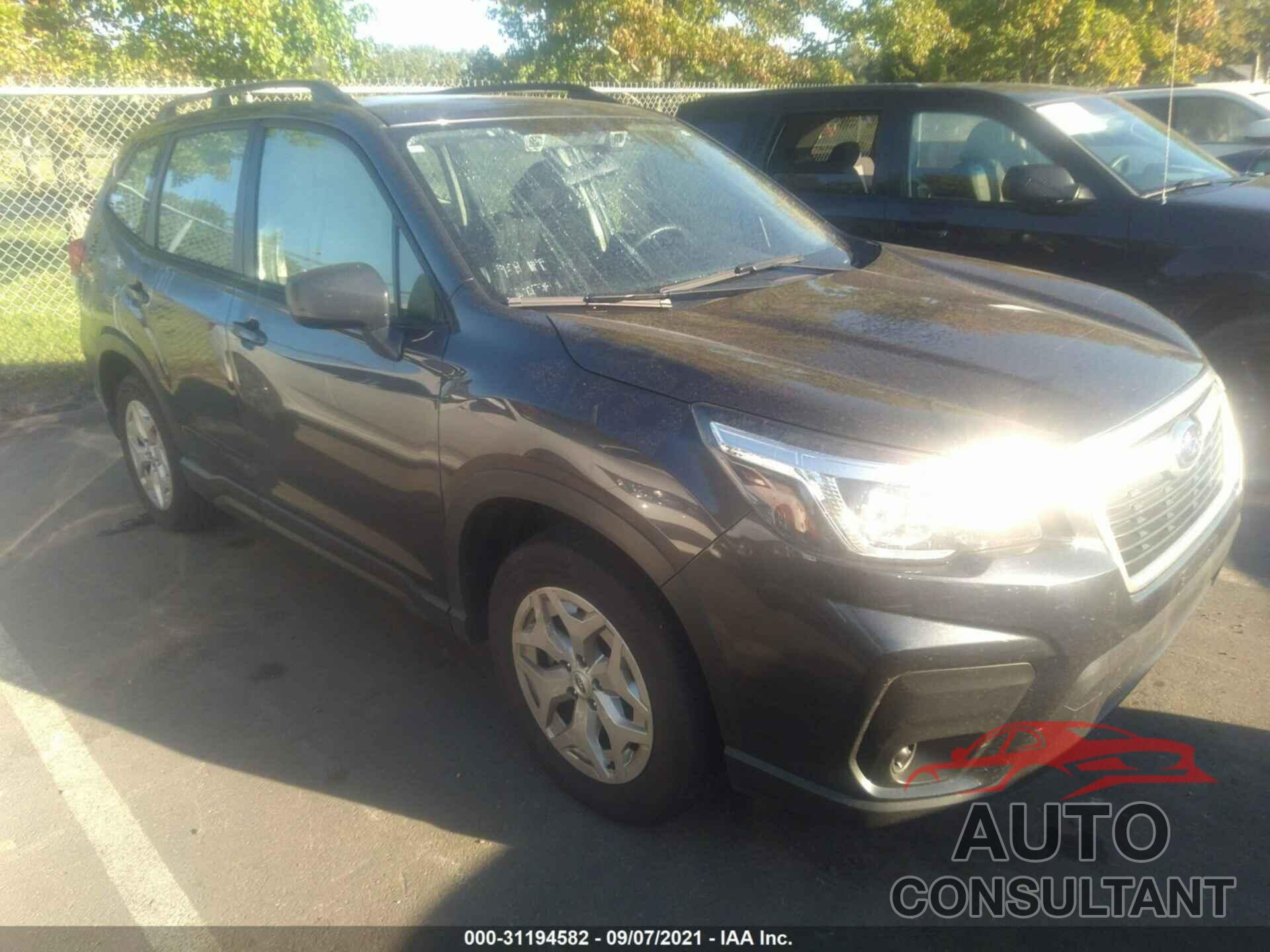 SUBARU FORESTER 2019 - JF2SKACCXKH431739