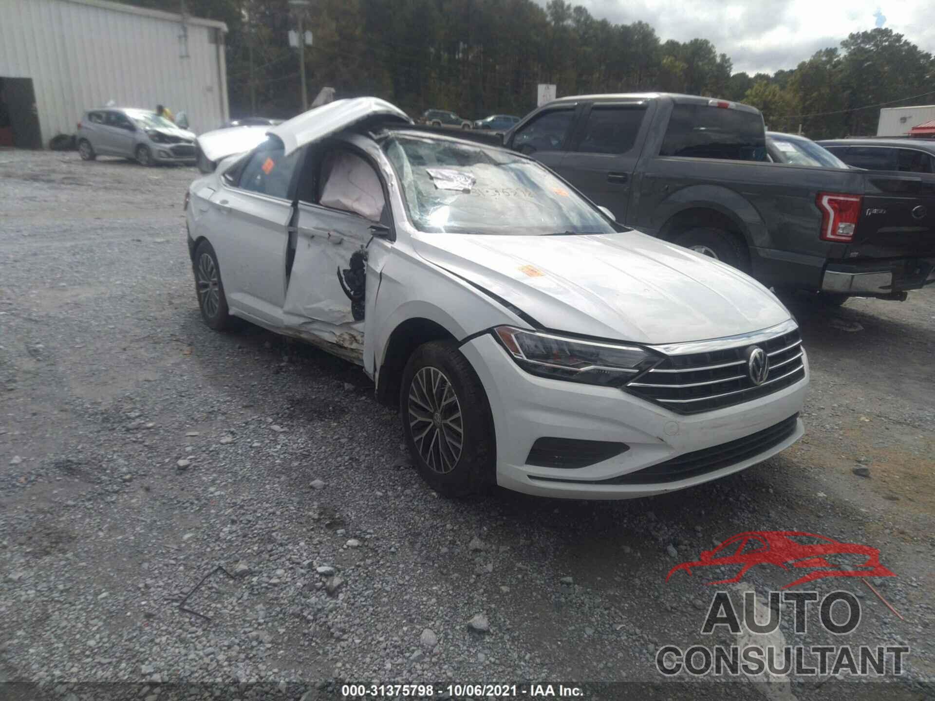 VOLKSWAGEN JETTA 2020 - 3VWCB7BU2LM024069