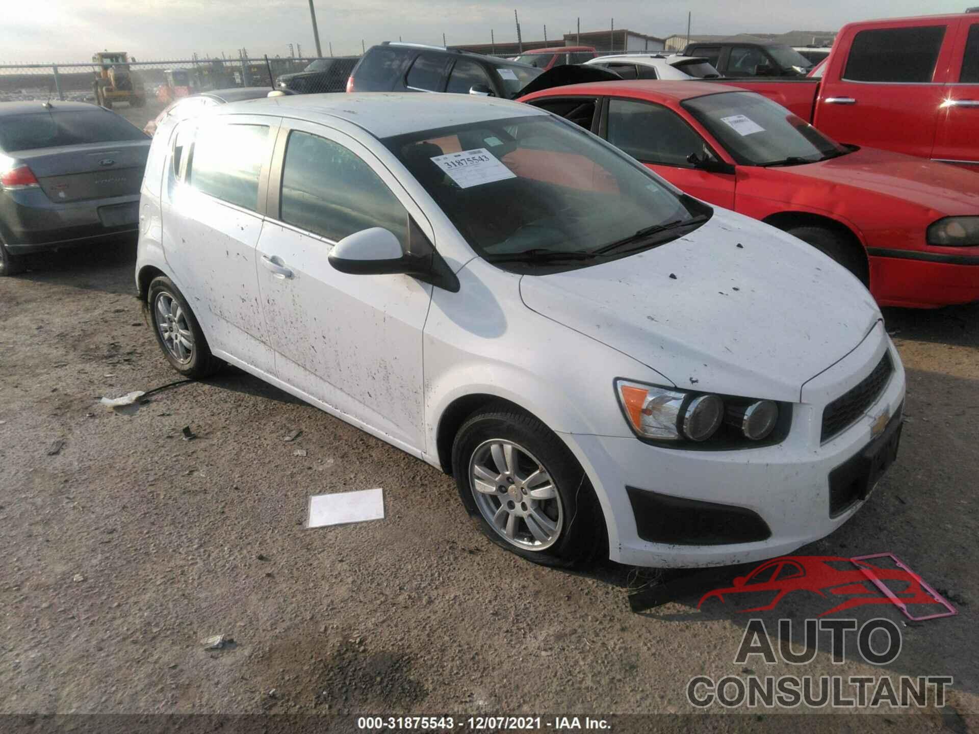 CHEVROLET SONIC 2016 - 1G1JC6SH5G4159500
