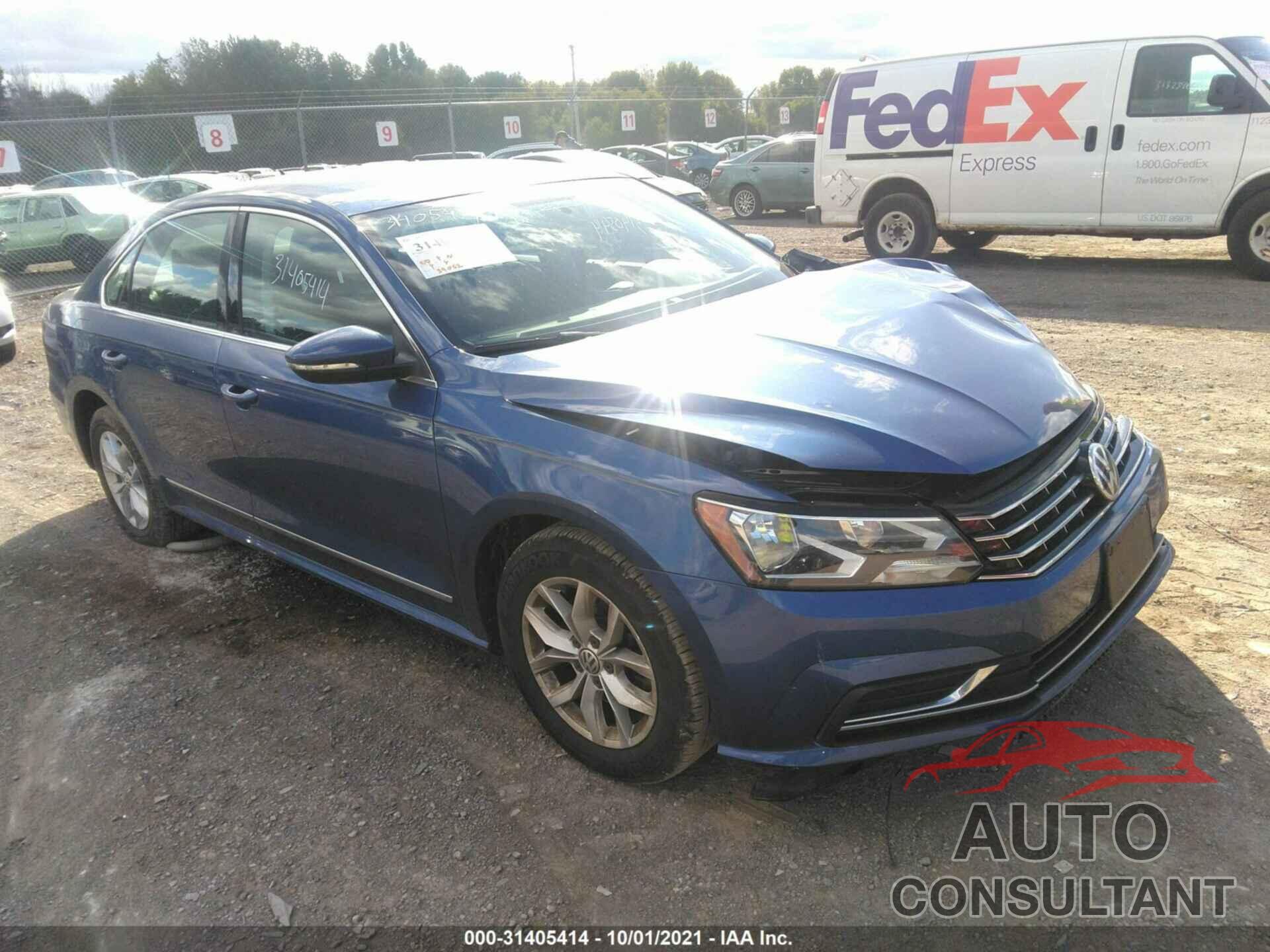 VOLKSWAGEN PASSAT 2017 - 1VWAT7A38HC014569