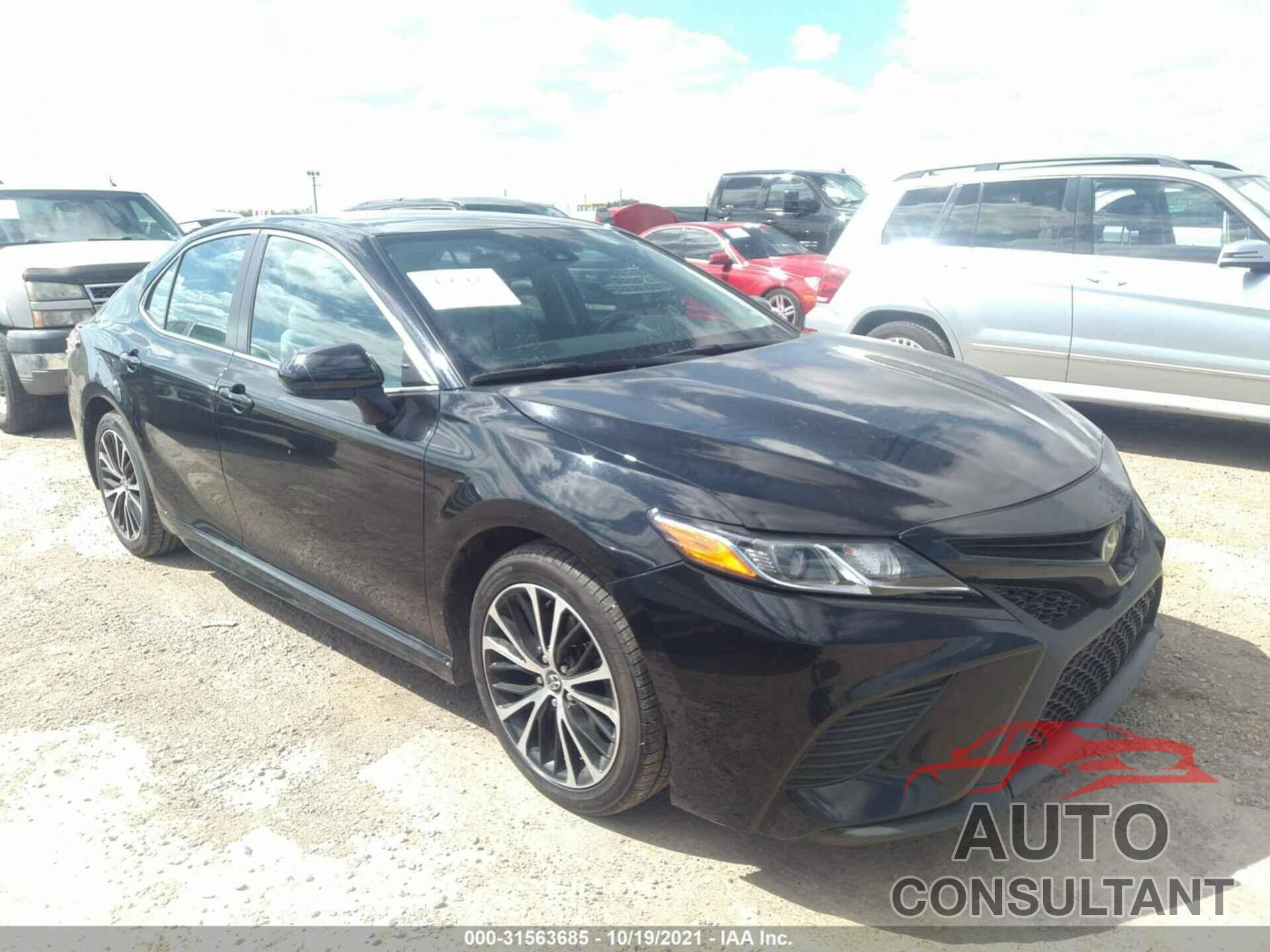 TOYOTA CAMRY 2020 - 4T1G11AKXLU894311