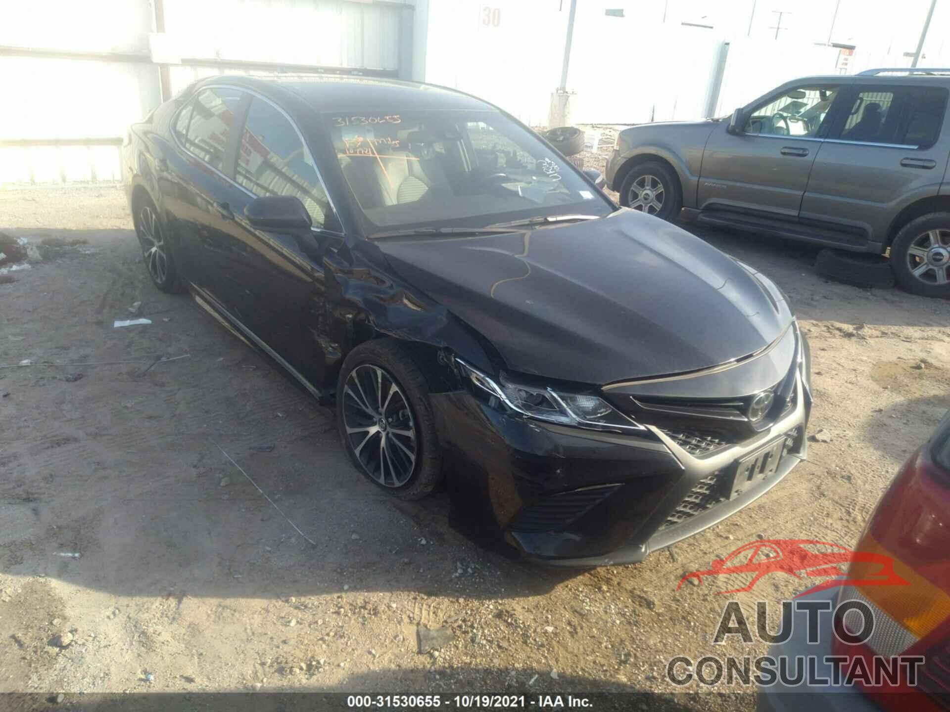 TOYOTA CAMRY 2020 - 4T1G11AK5LU925416