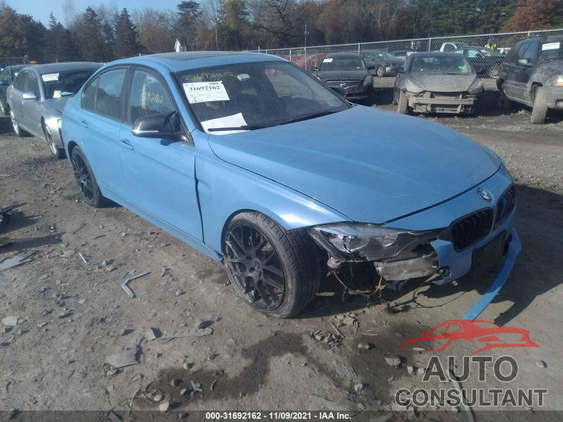 BMW 3 SERIES 2017 - WBA8E5G37HNU42626