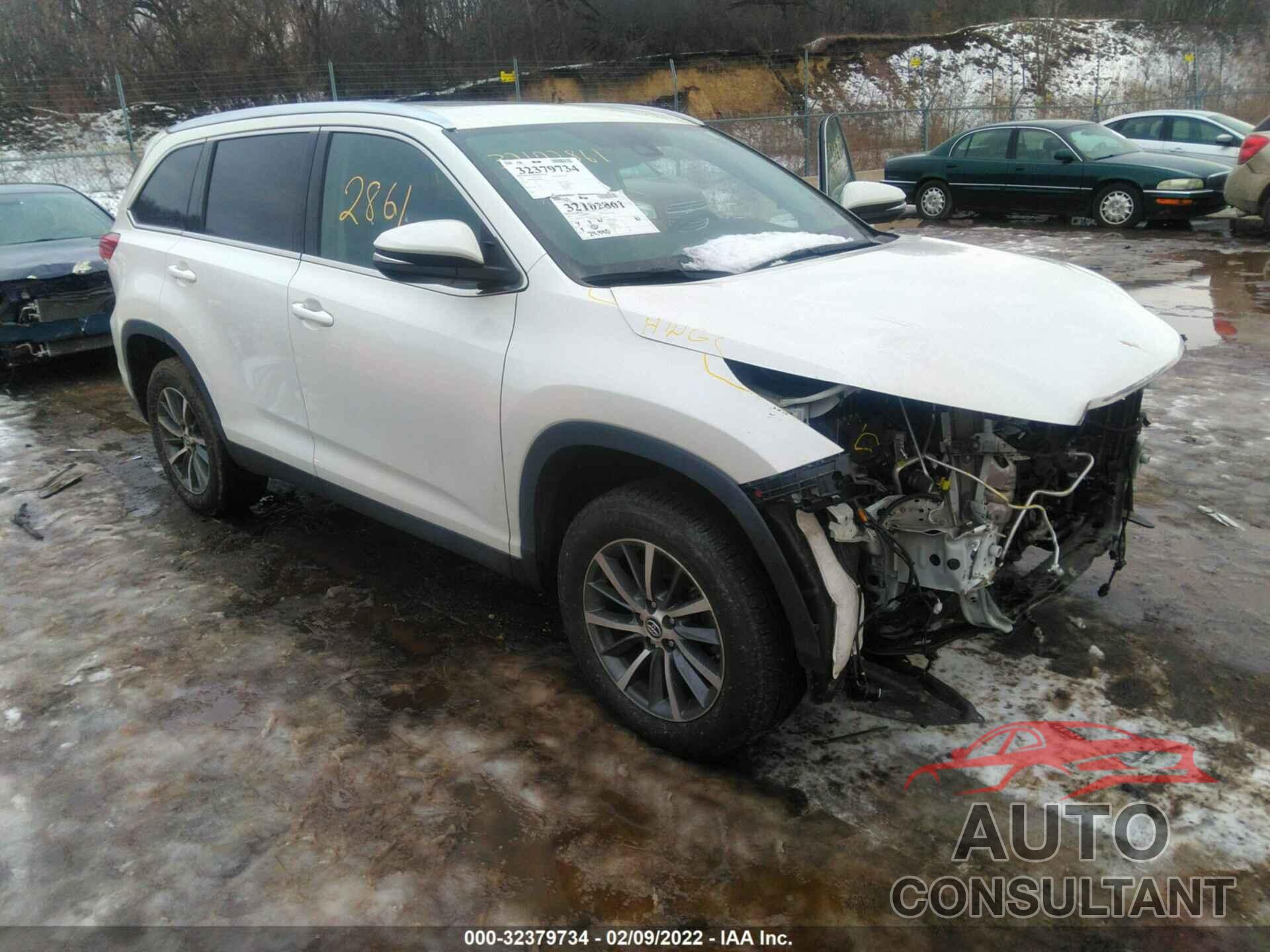 TOYOTA HIGHLANDER 2019 - 5TDKZRFH5KS564579