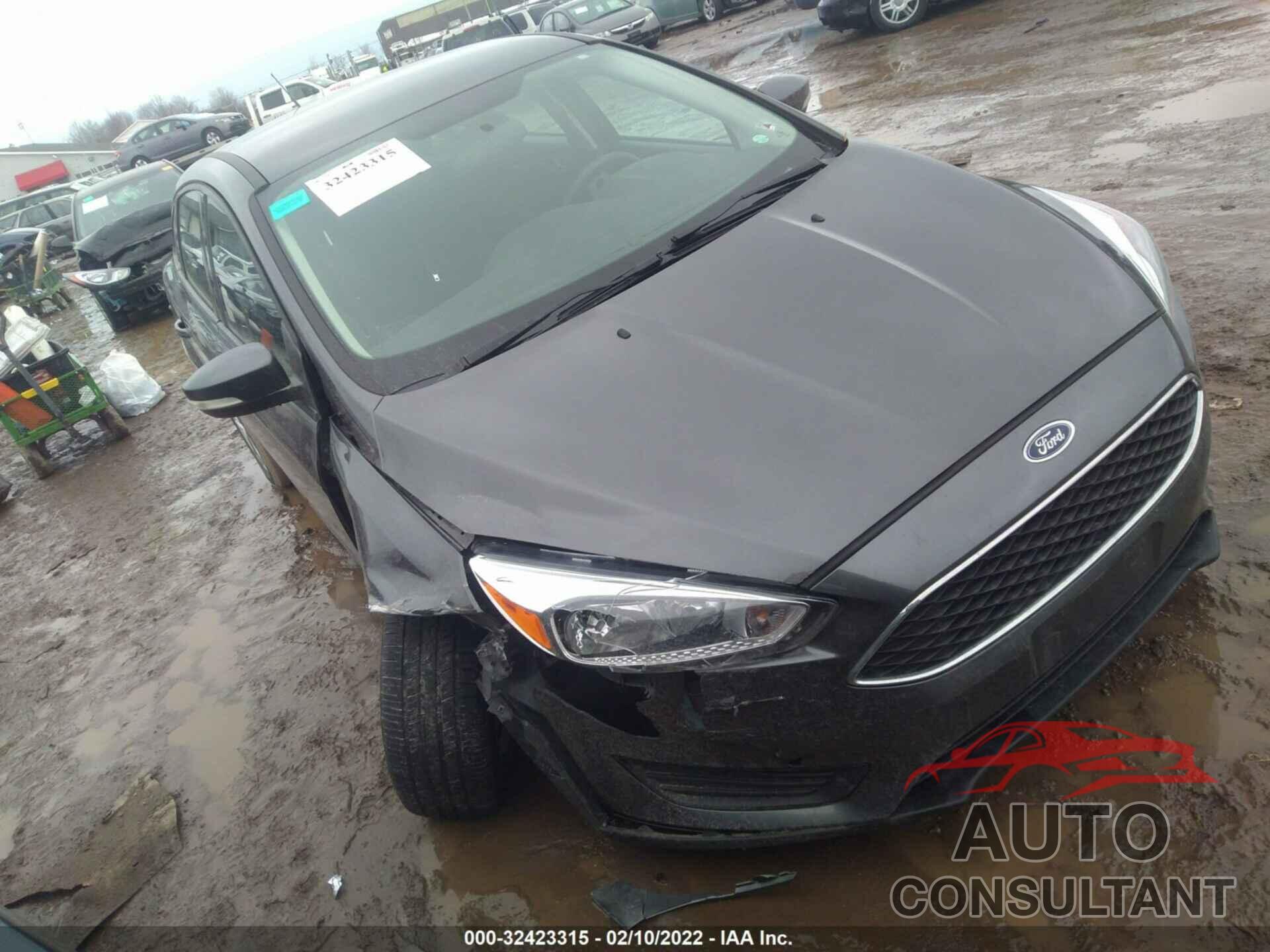 FORD FOCUS 2017 - 1FADP3F28HL213608