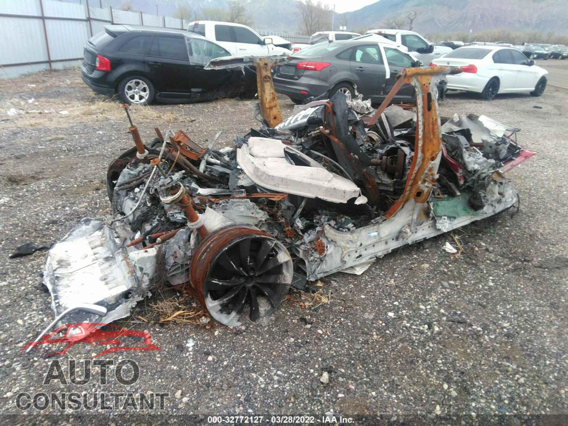 TESLA MODEL S 2018 - UTP07755         