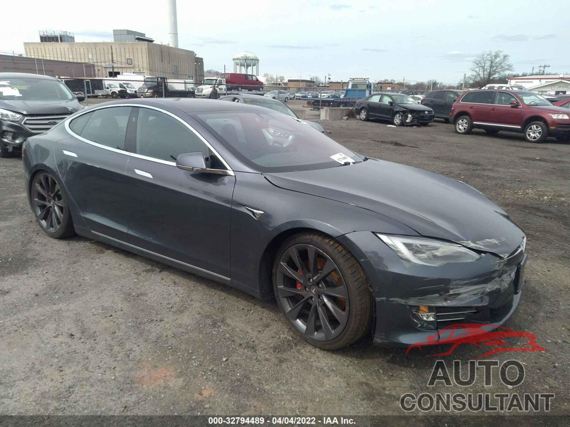 TESLA MODEL S 2019 - 5YJSA1E48KF312322