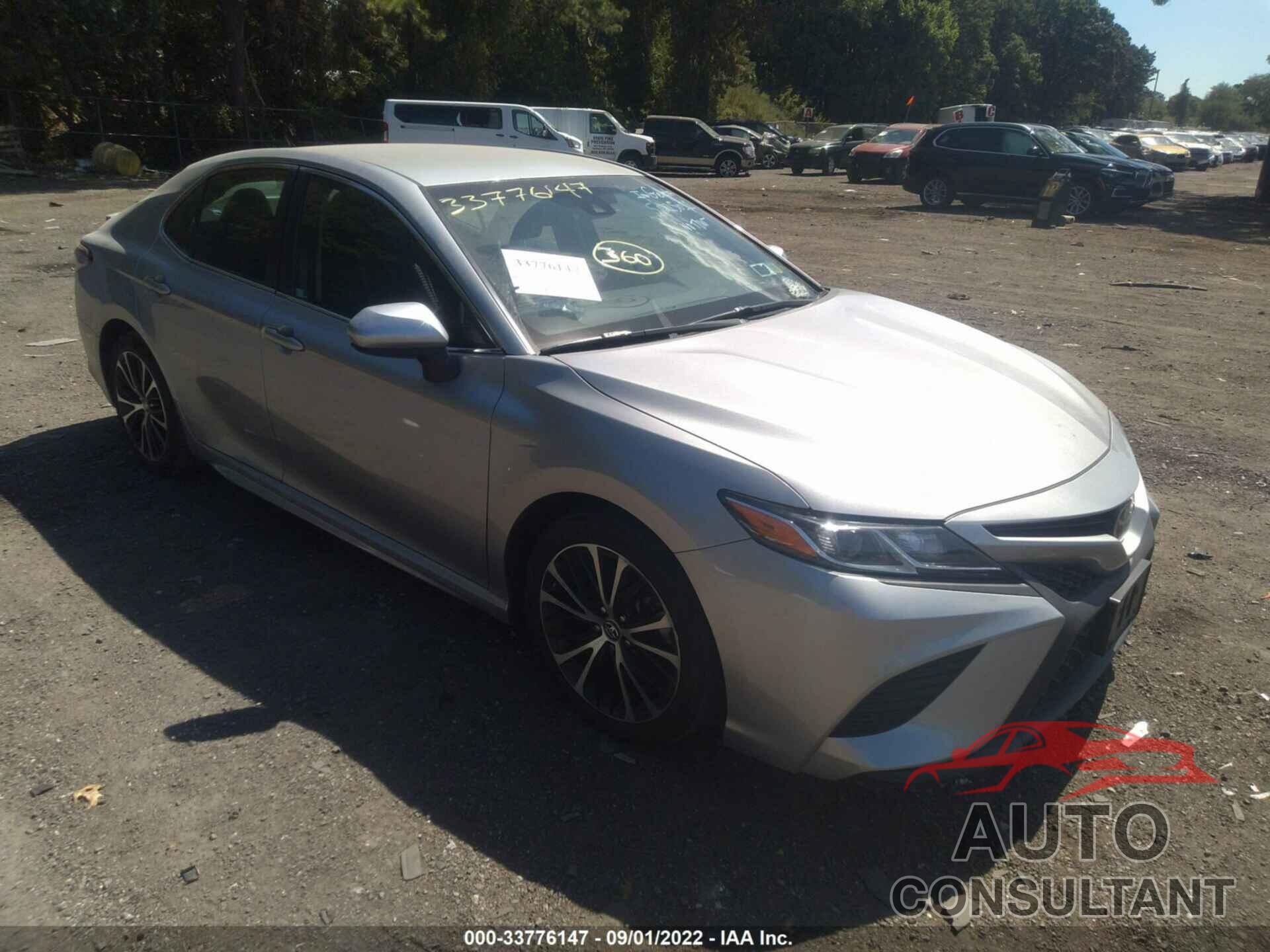 TOYOTA CAMRY 2018 - 4T1B11HK7JU669647