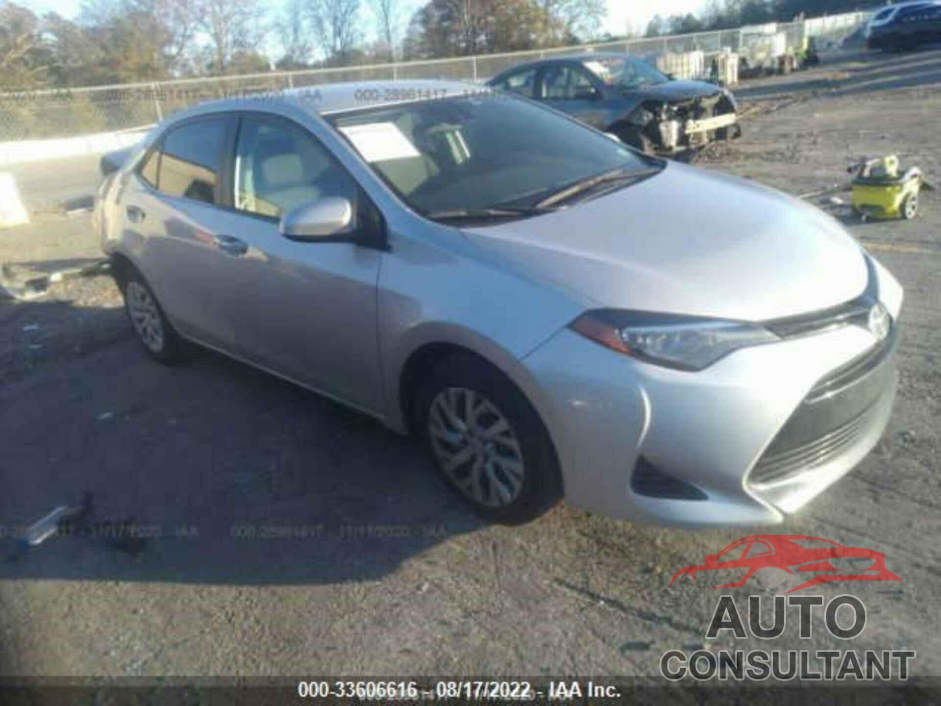 TOYOTA COROLLA 2018 - 5YFBURHE3JP851220