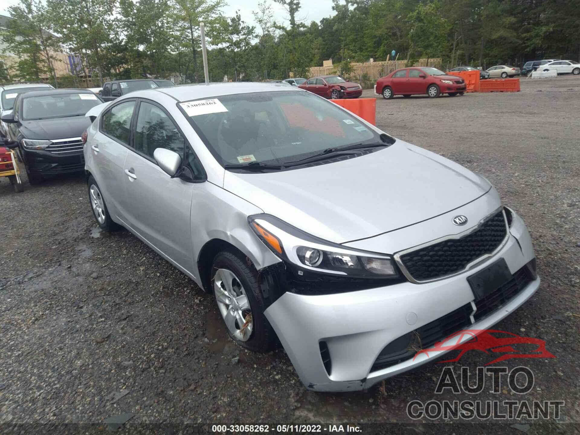 KIA FORTE 2017 - 3KPFL4A7XHE052484