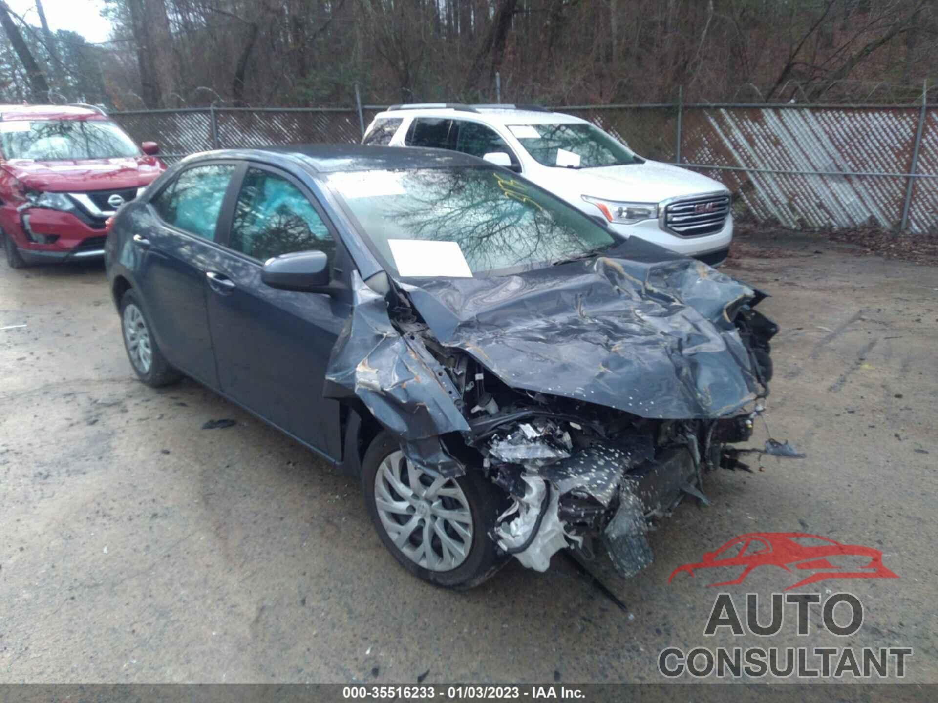 TOYOTA COROLLA 2018 - 5YFBURHEXJP813175