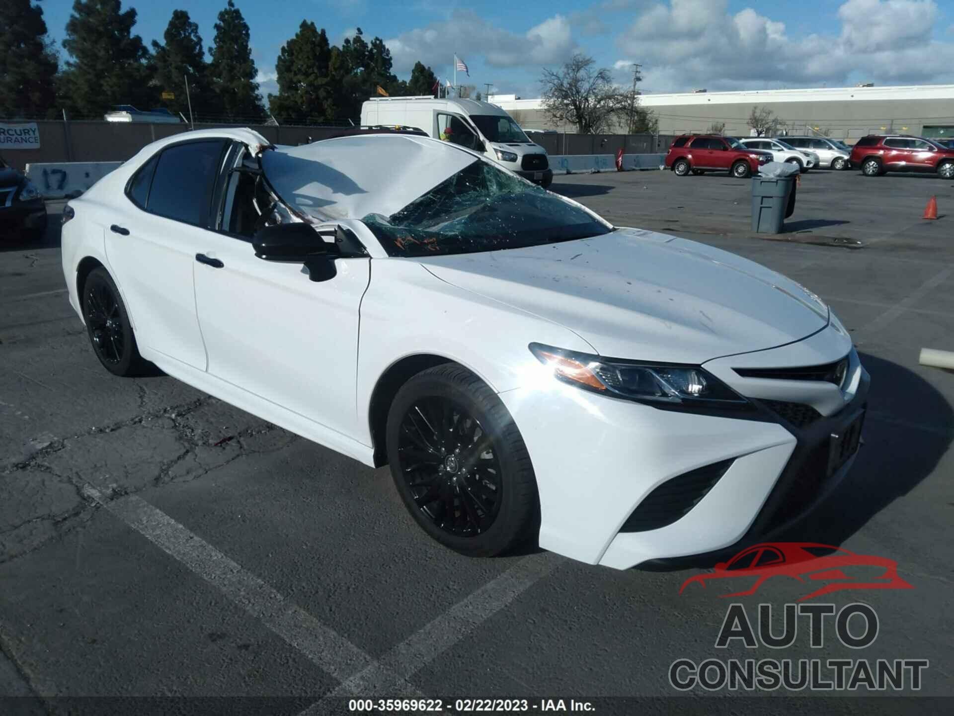 TOYOTA CAMRY 2019 - 4T1B11HKXKU264402