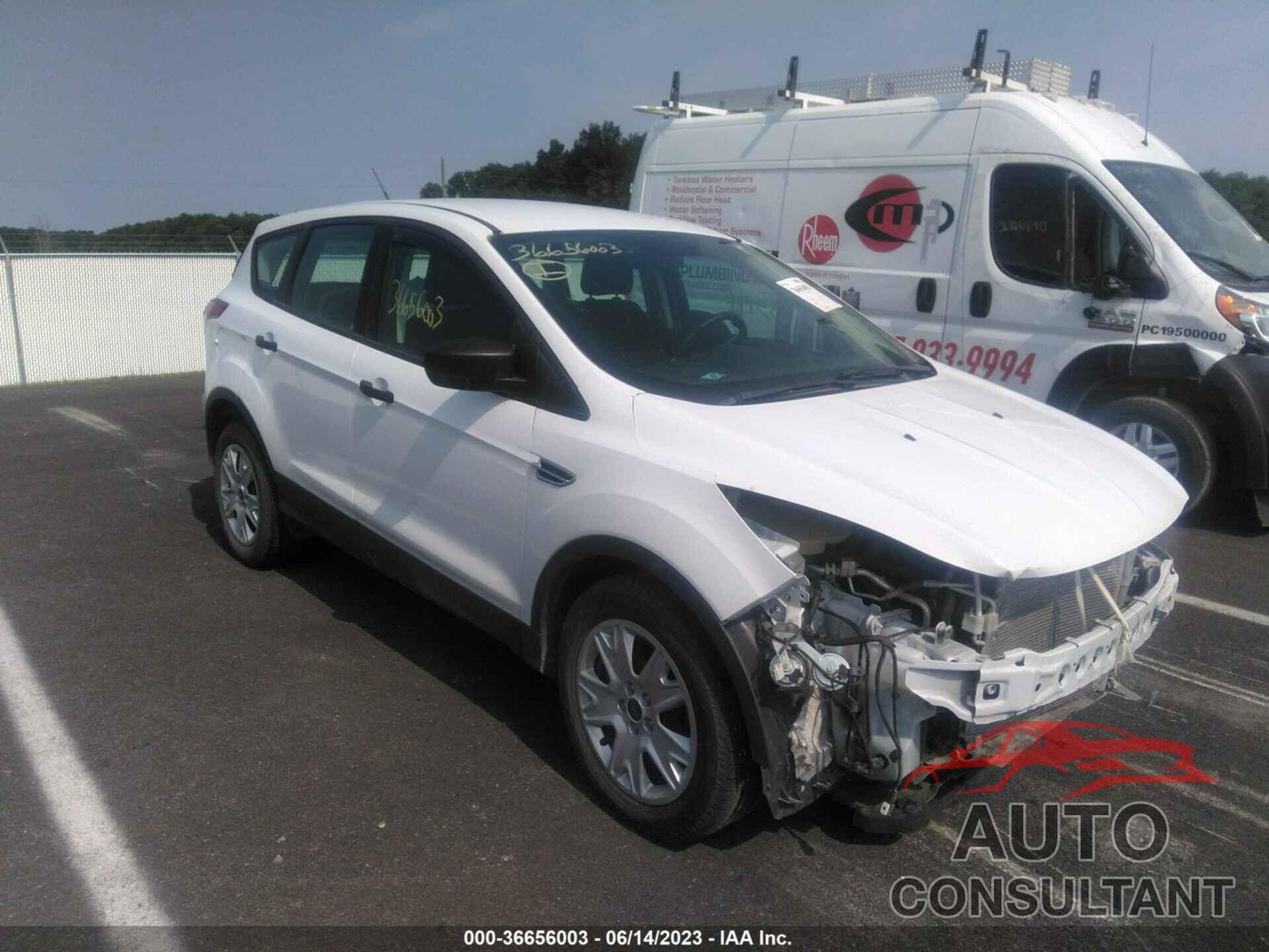 FORD ESCAPE 2015 - 1FMCU0F70FUB79546
