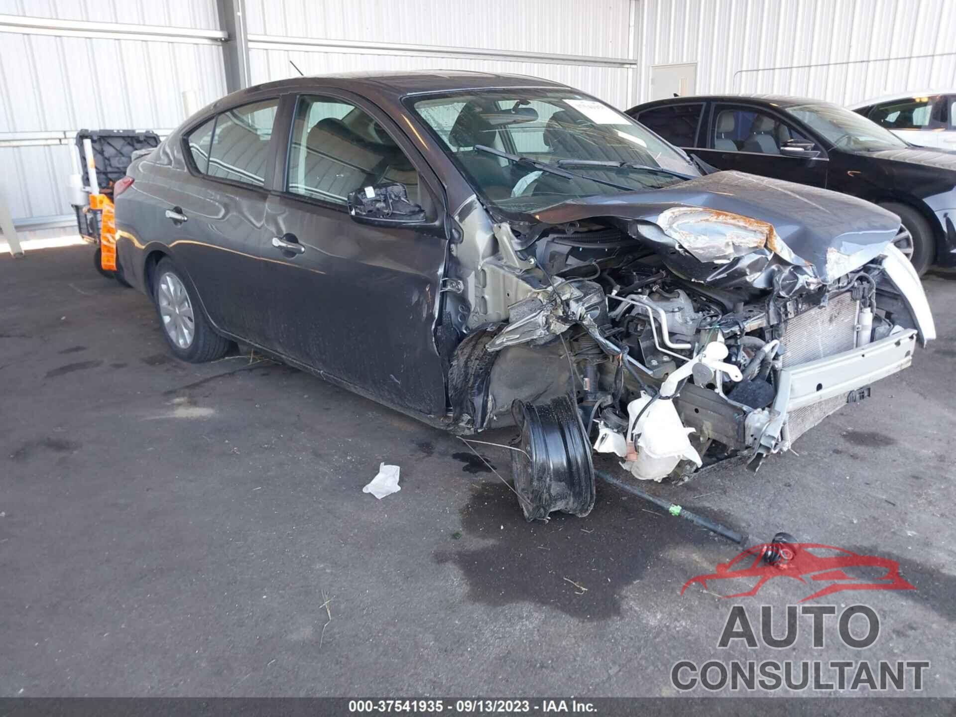 NISSAN VERSA 2019 - 3N1CN7AP9KL851564