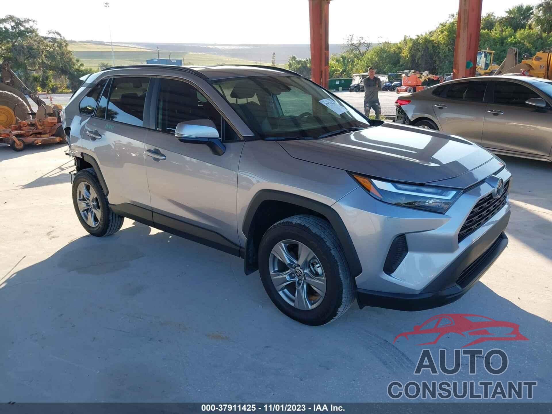 TOYOTA RAV4 2023 - 2T3W1RFV7PC236411