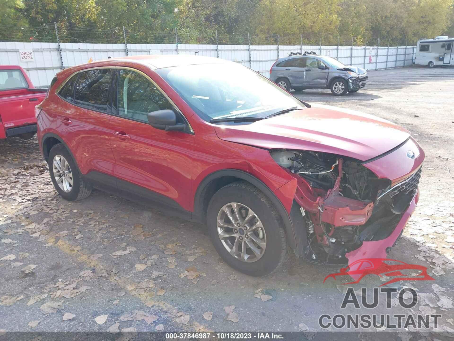 FORD ESCAPE 2022 - 1FMCU9G61NUB23642