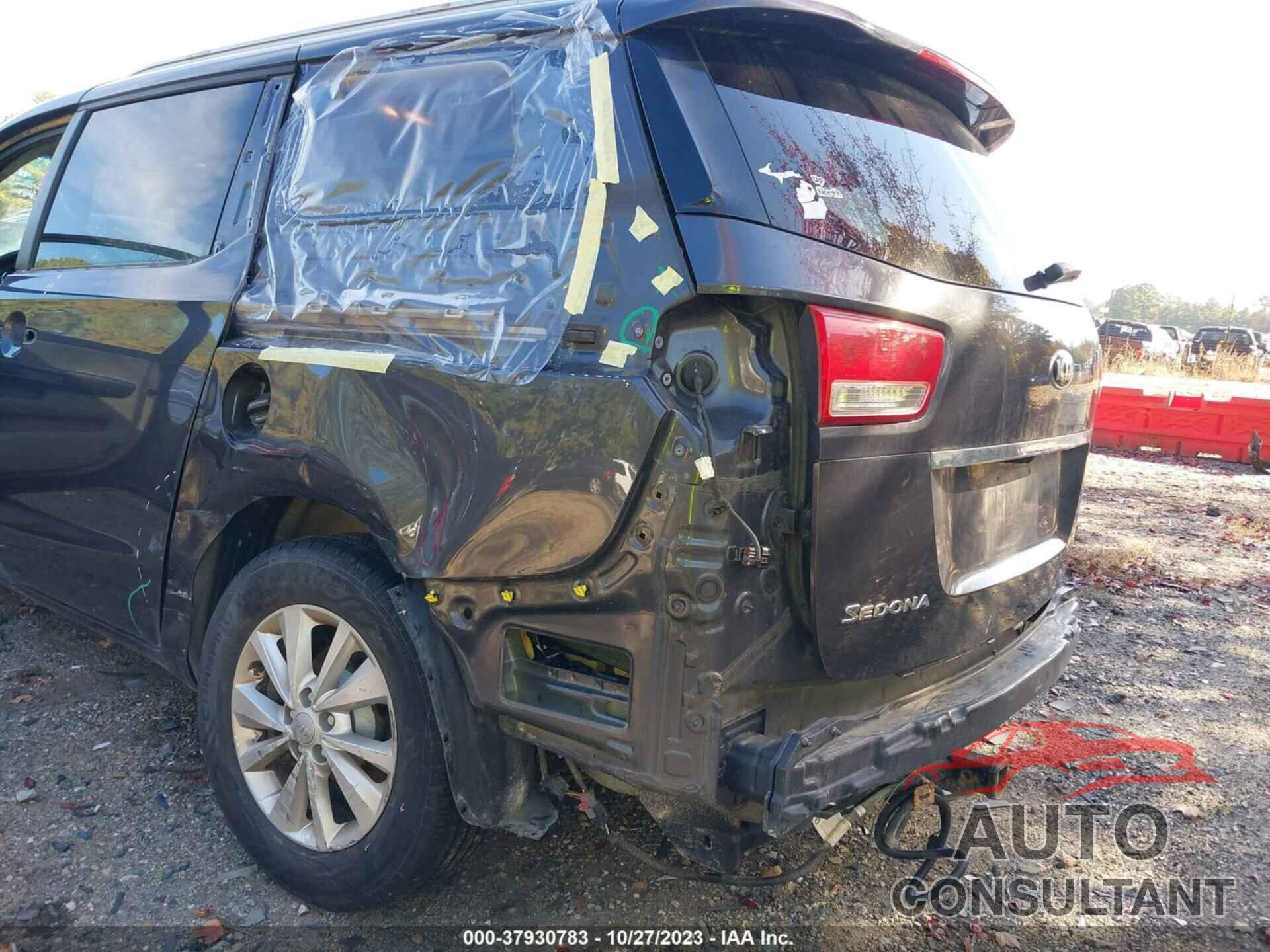 KIA SEDONA 2016 - KNDMB5C1XG6091704