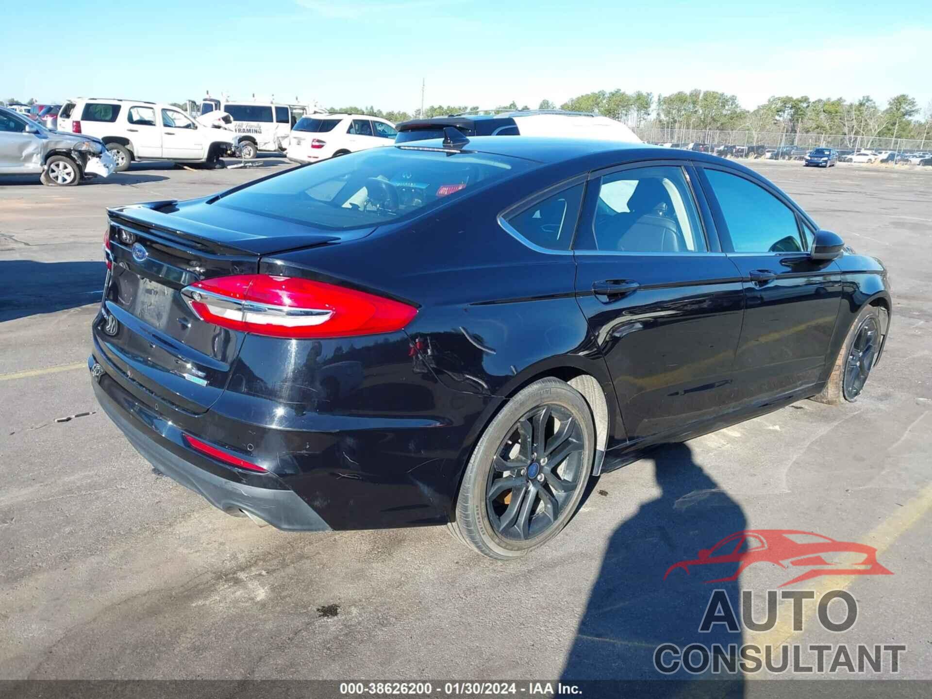 FORD FUSION 2019 - 3FA6P0HD1KR179347