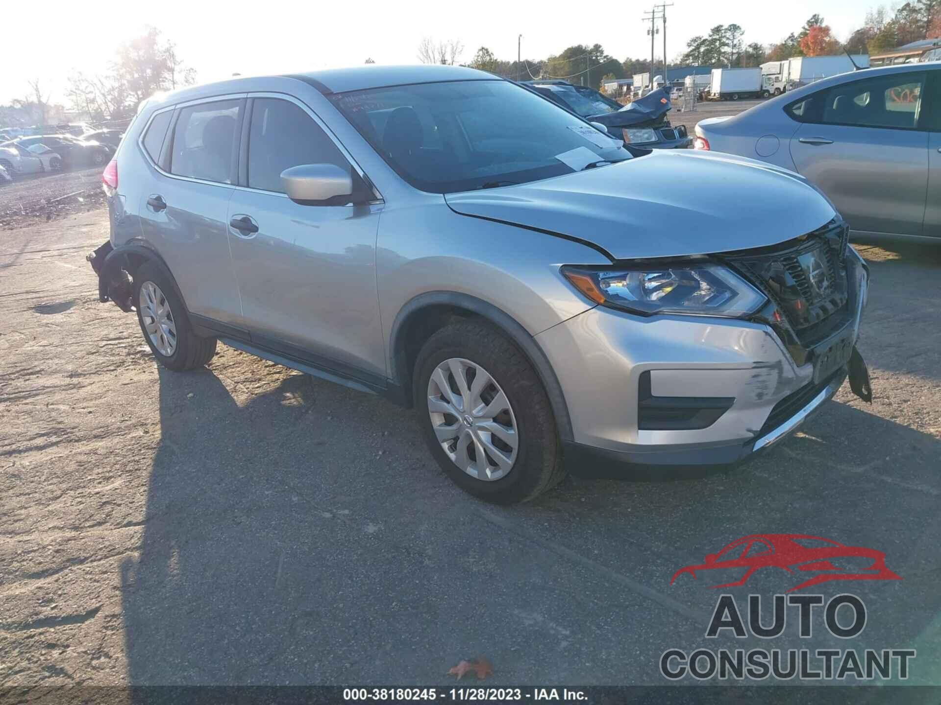 NISSAN ROGUE 2017 - KNMAT2MV0HP601912