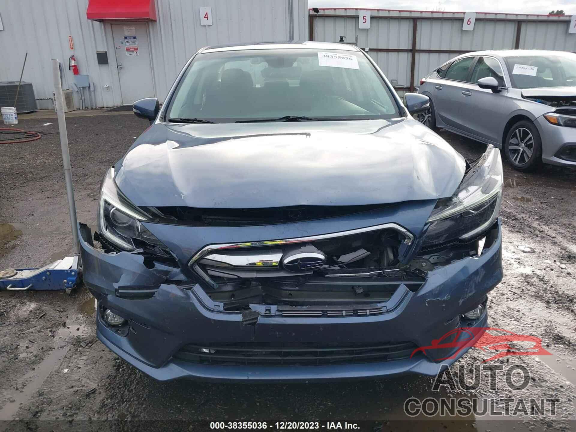 SUBARU LEGACY 2018 - 4S3BNAF62J3041273