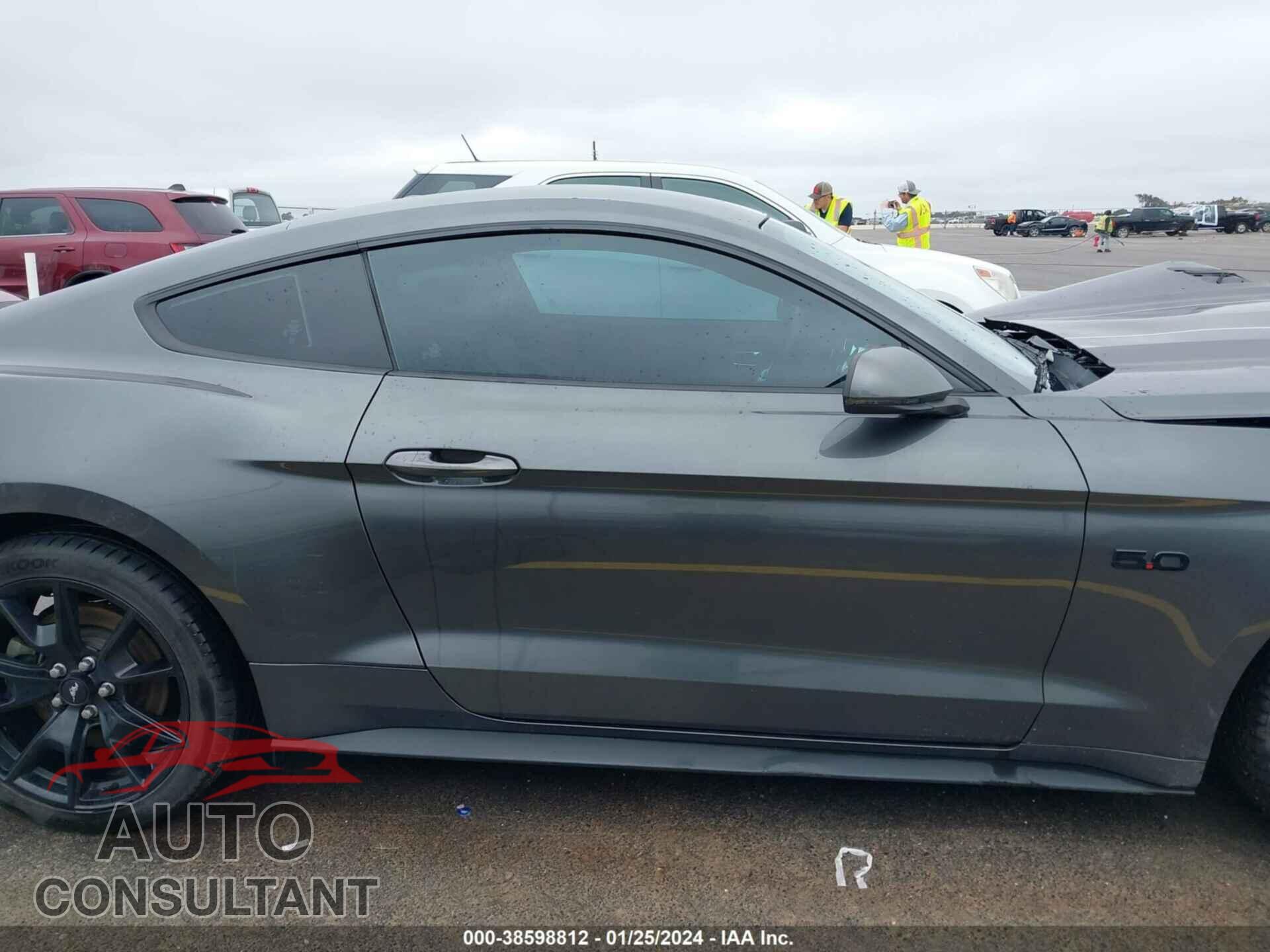 FORD MUSTANG 2017 - 1FA6P8CFXH5272077