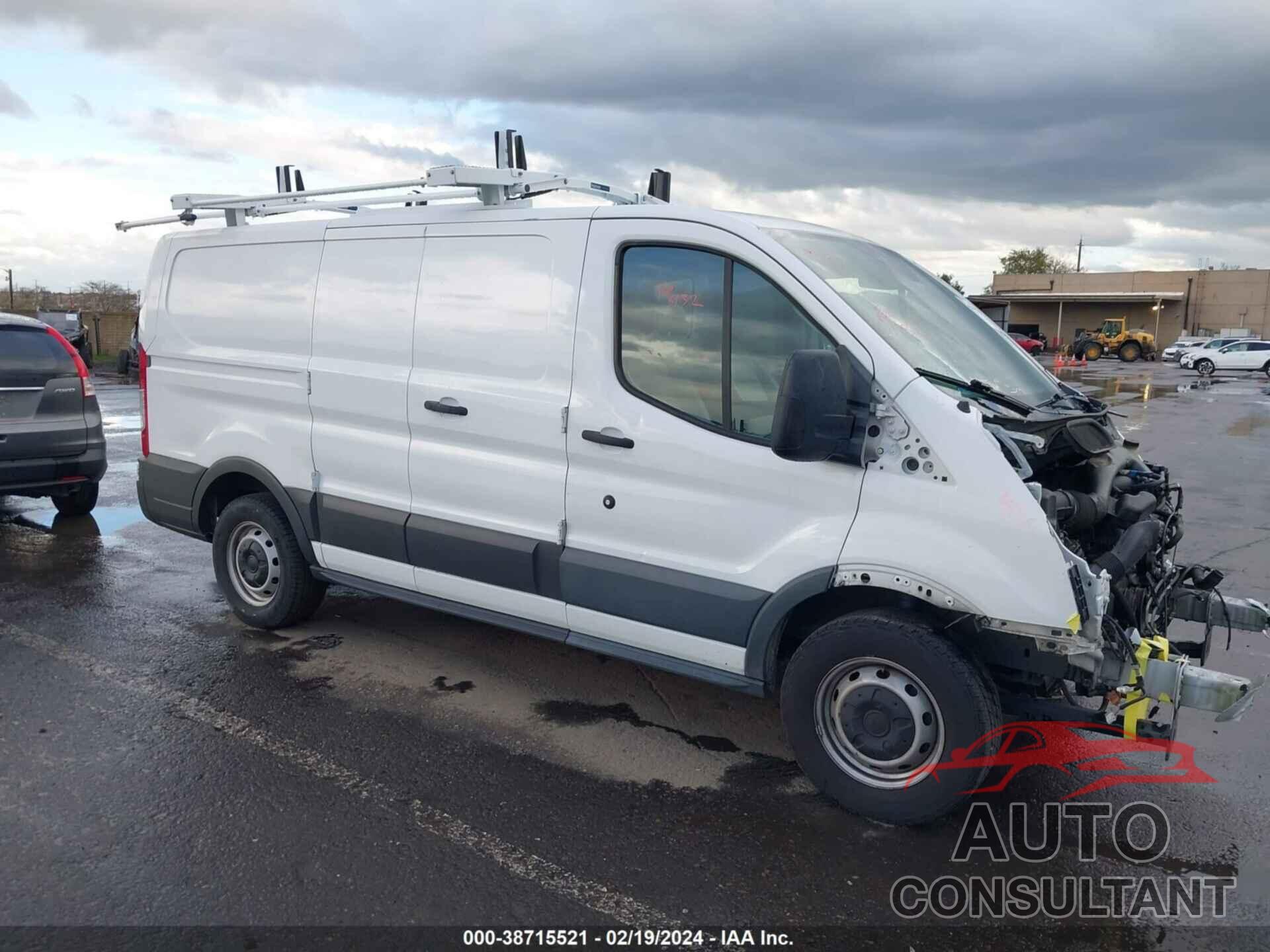 FORD TRANSIT-150 2018 - 1FTYE1ZM0JKB56240