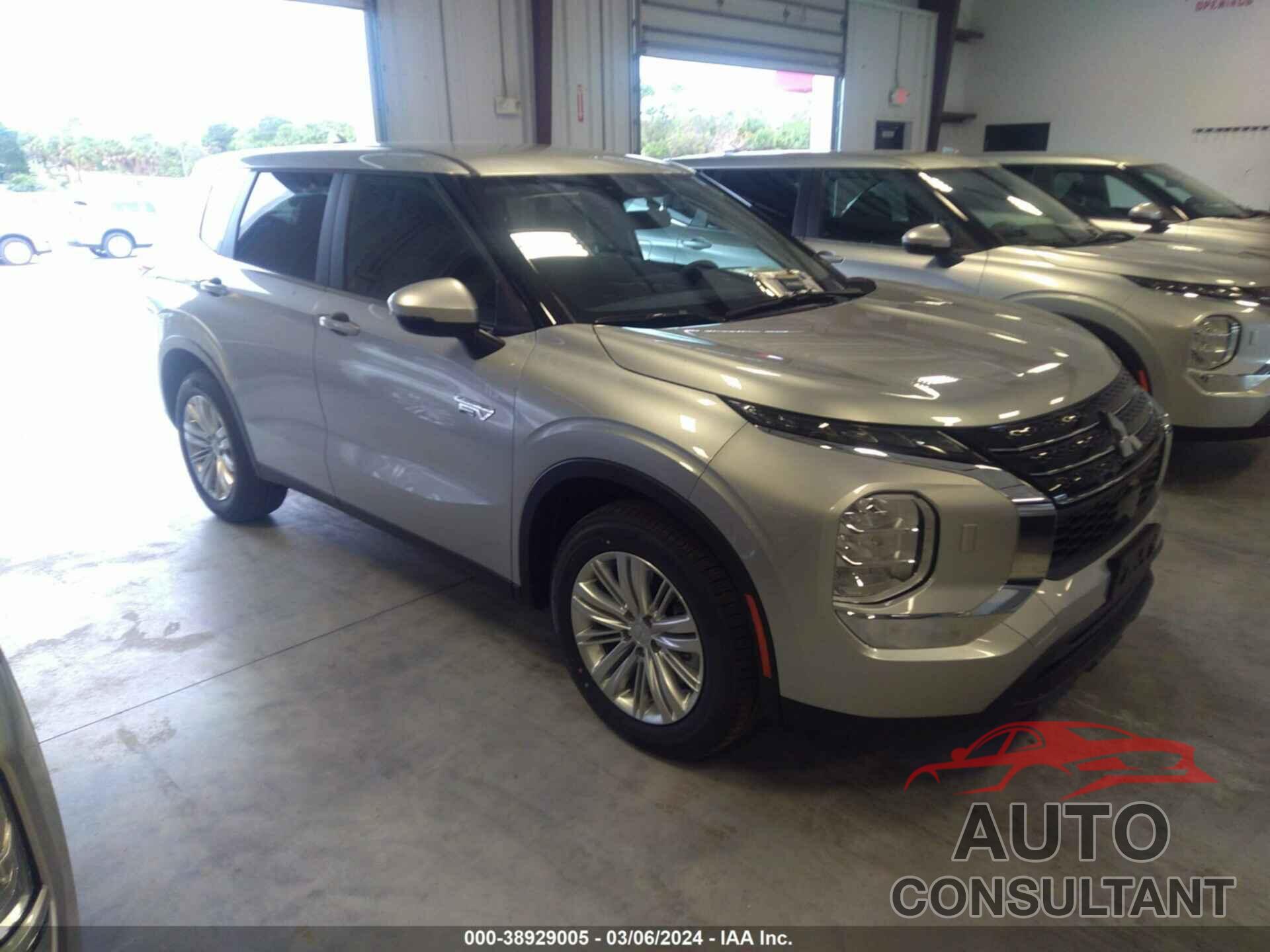 MITSUBISHI OUTLANDER PHEV 2024 - JA4T5UA93RZ040577