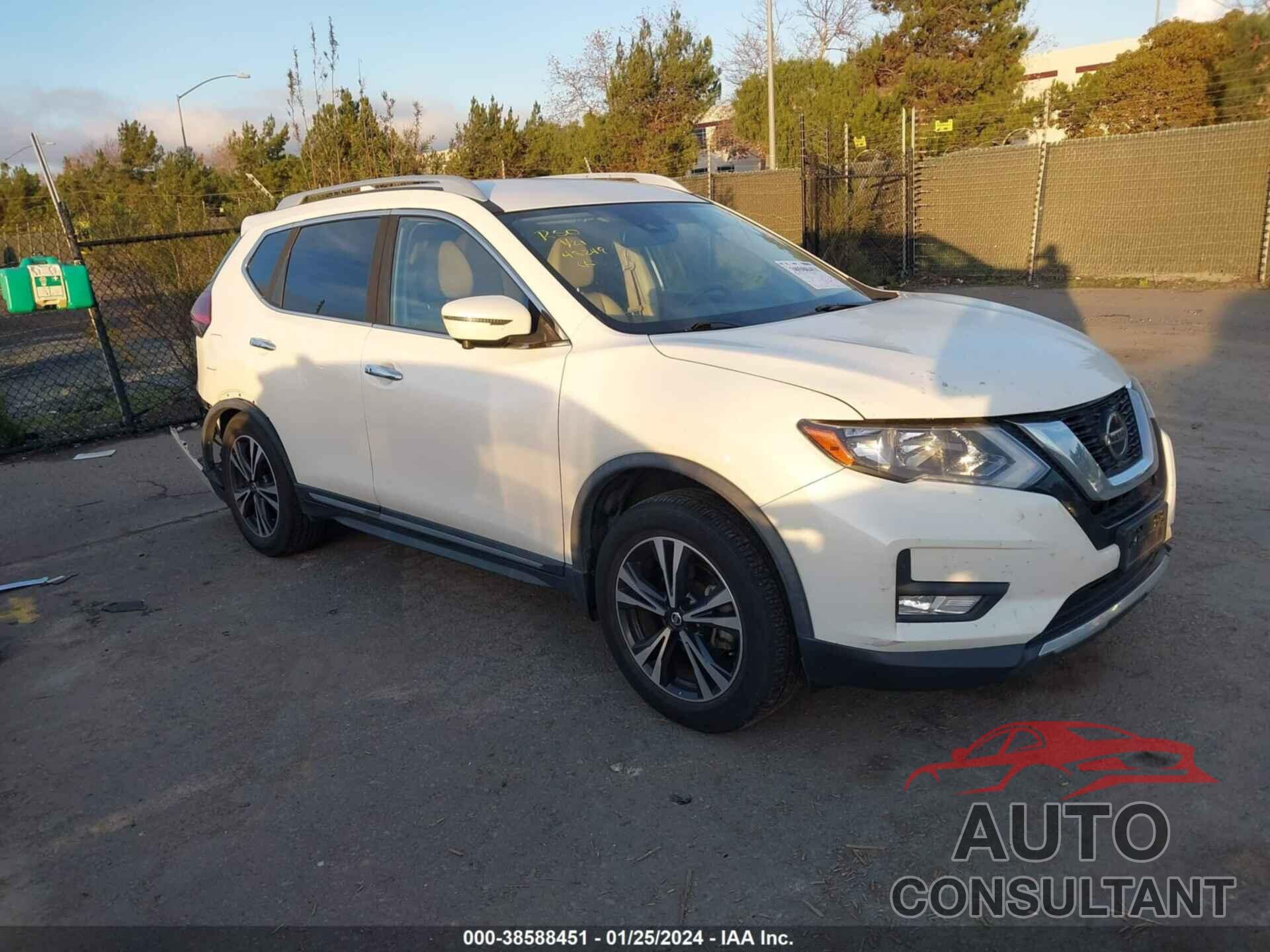 NISSAN ROGUE 2018 - JN8AT2MT8JW453751