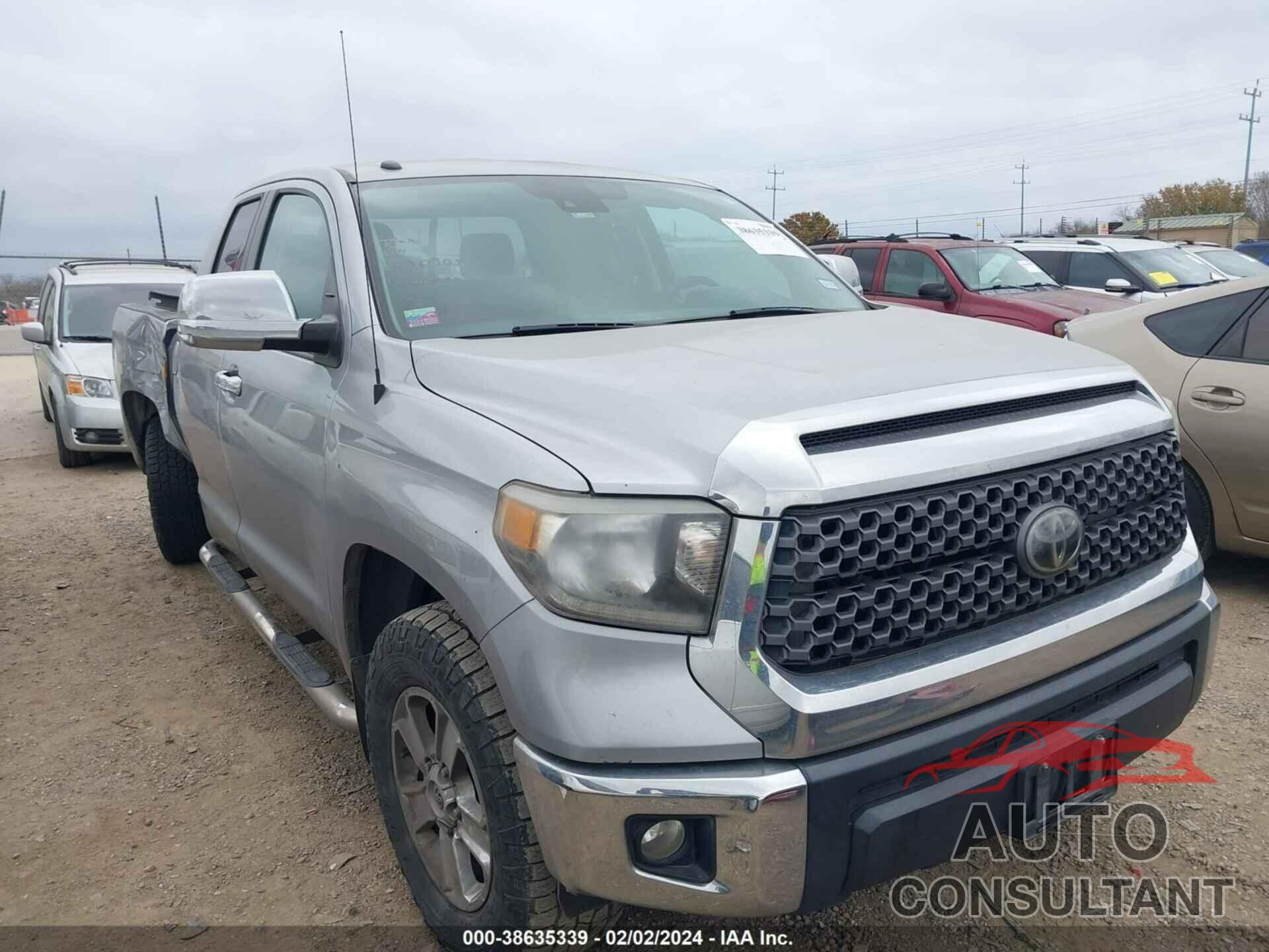 TOYOTA TUNDRA 2018 - 5TFRY5F17JX233332