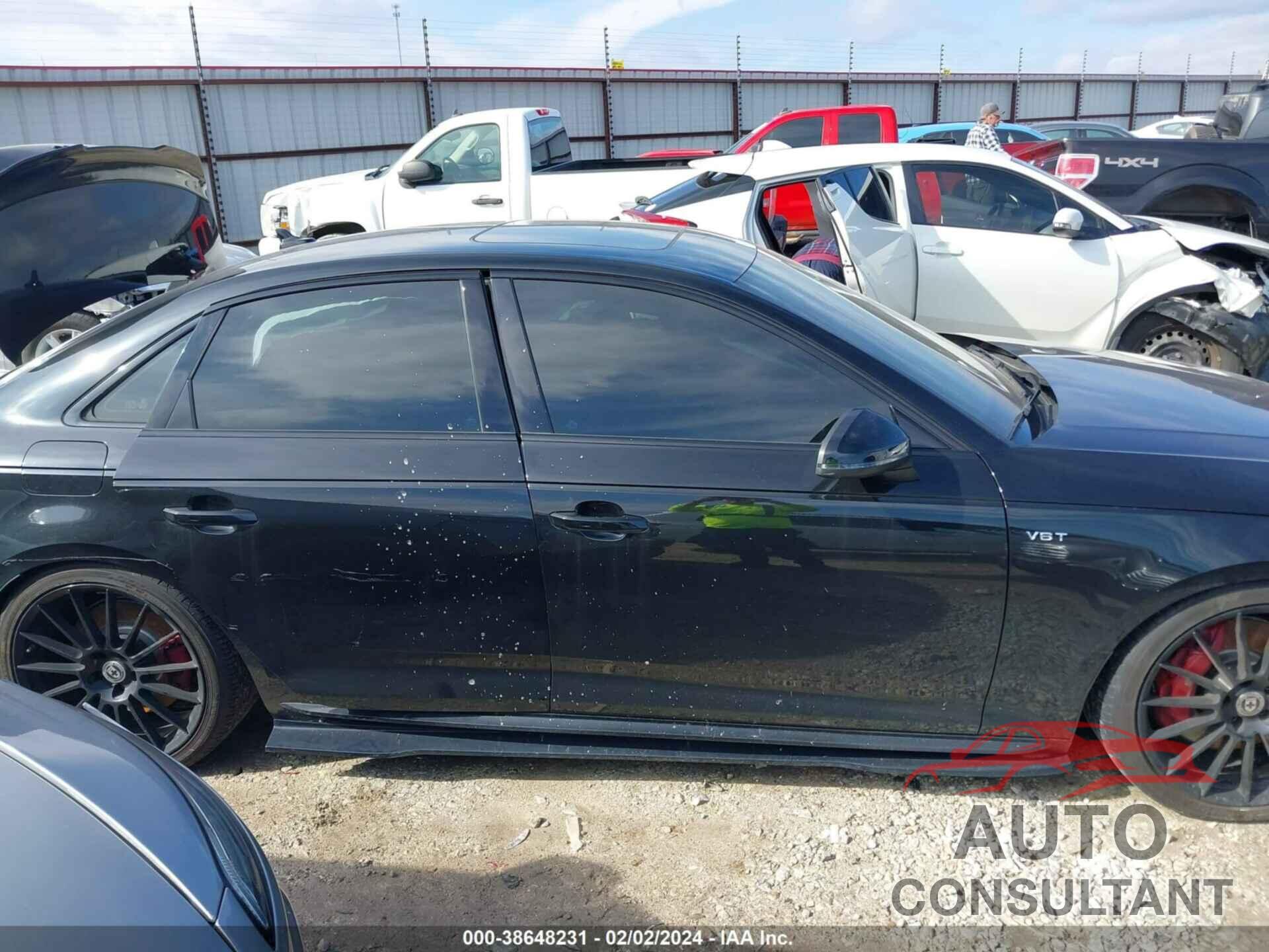 AUDI S4 2018 - WAUB4AF44JA104254