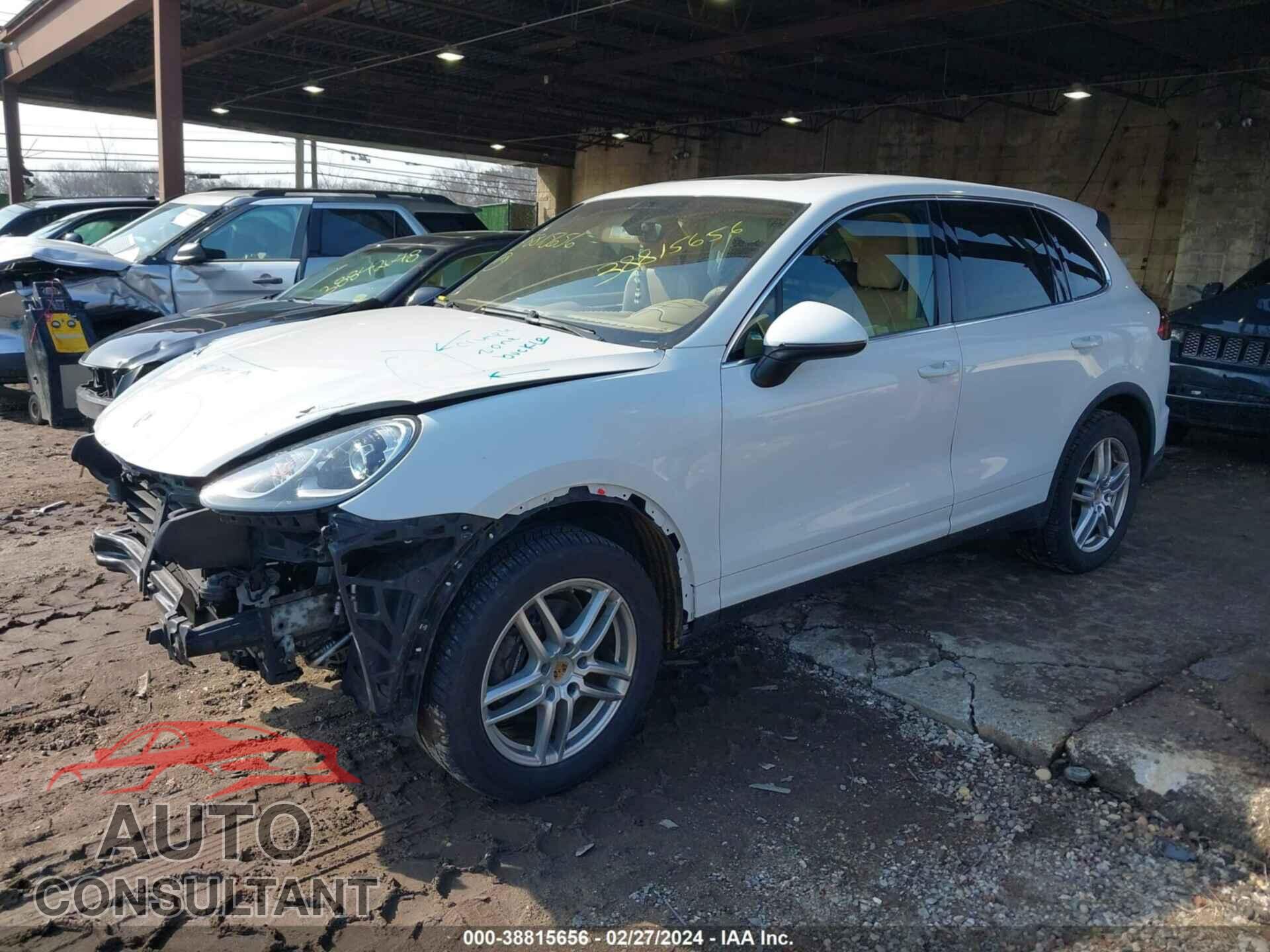 PORSCHE CAYENNE 2016 - WP1AA2A2XGLA10071