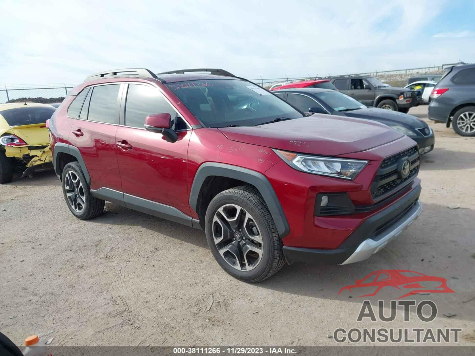 TOYOTA RAV4 2019 - 2T3J1RFV5KW019957