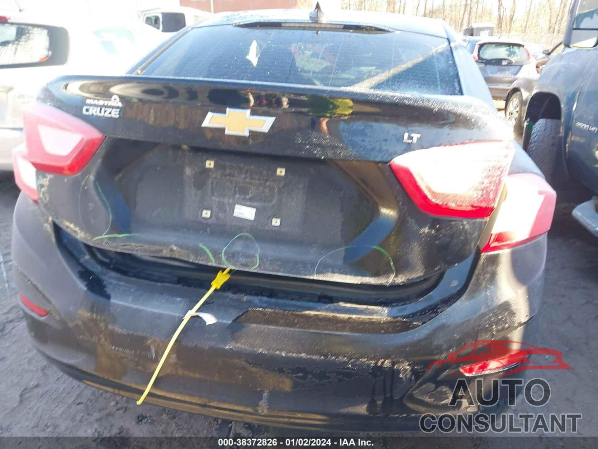 CHEVROLET CRUZE 2016 - 1G1BE5SM1G7284370