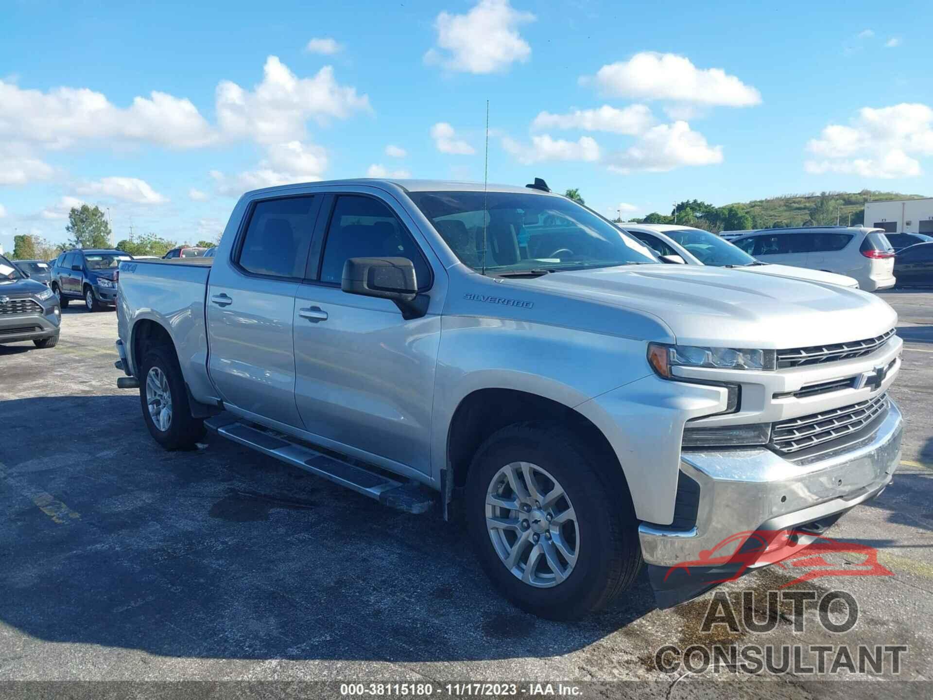 CHEVROLET SILVERADO 1500 2021 - 1GCPWDED6MZ365932