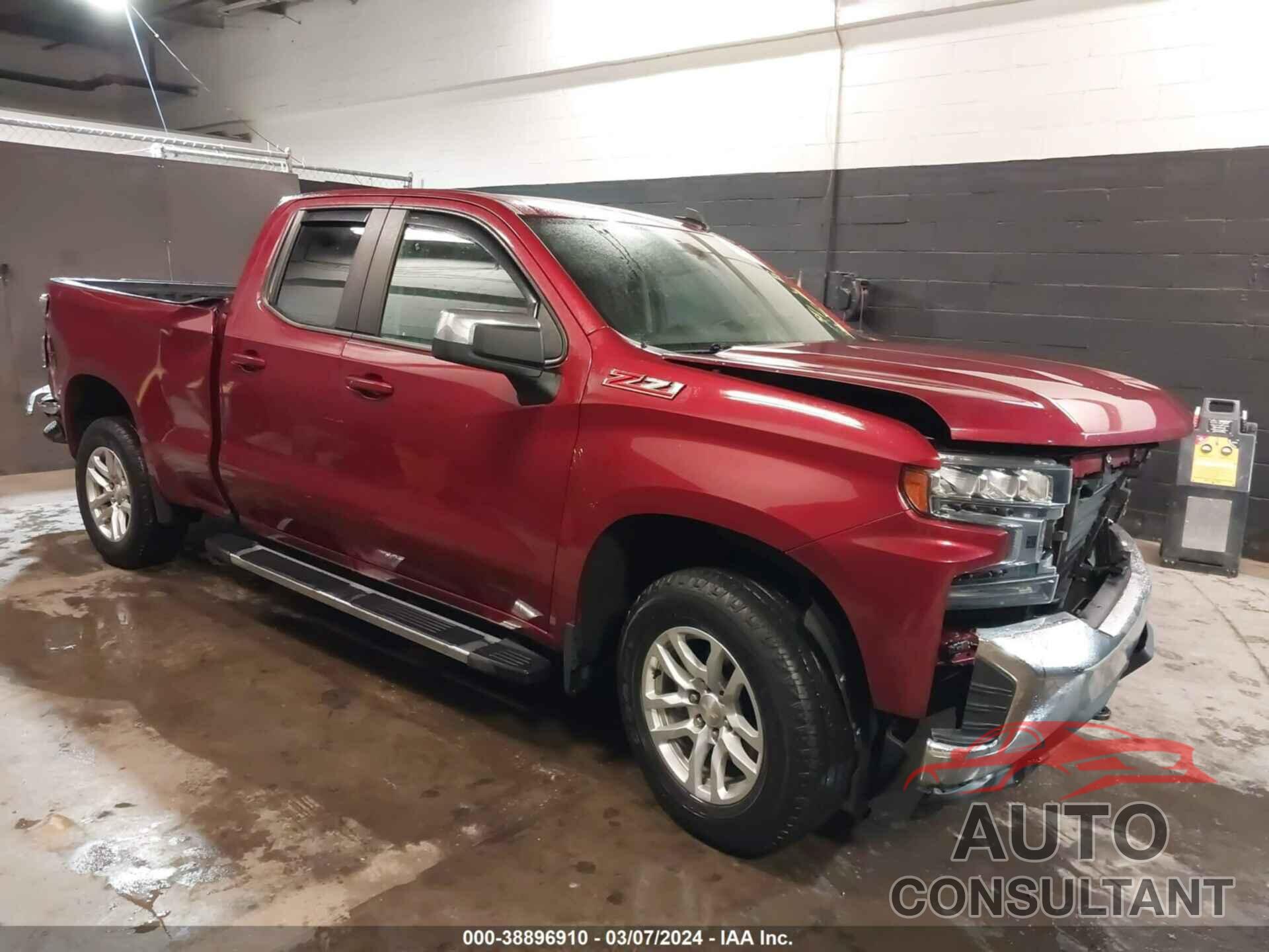 CHEVROLET SILVERADO 1500 2020 - 1GCRYDEDXLZ291206
