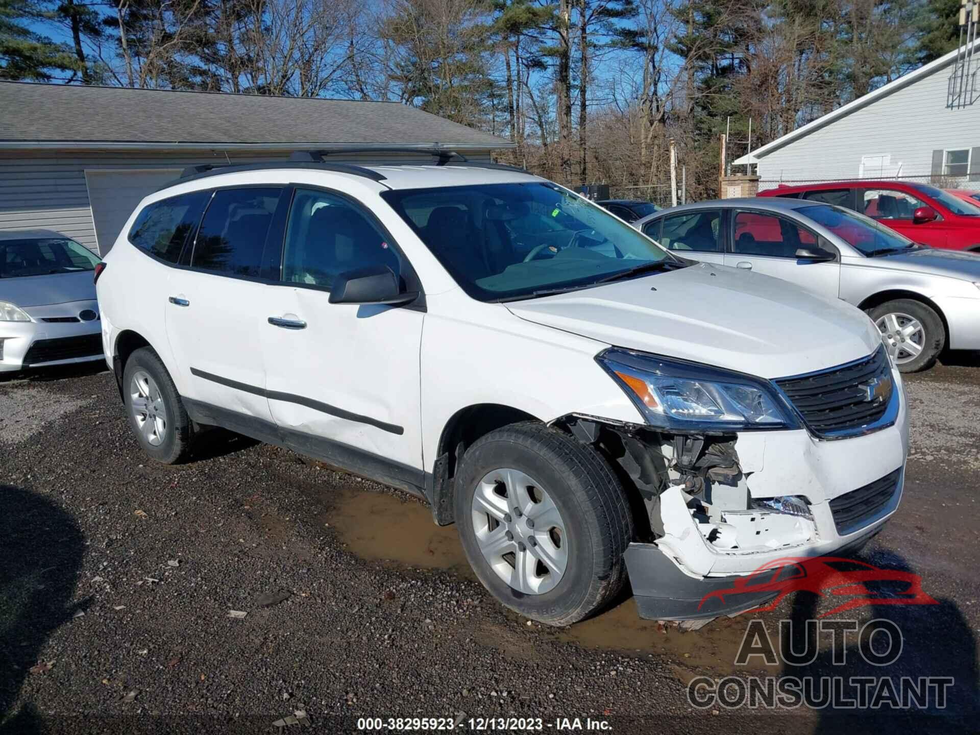 CHEVROLET TRAVERSE 2017 - 1GNKRFED6HJ271946