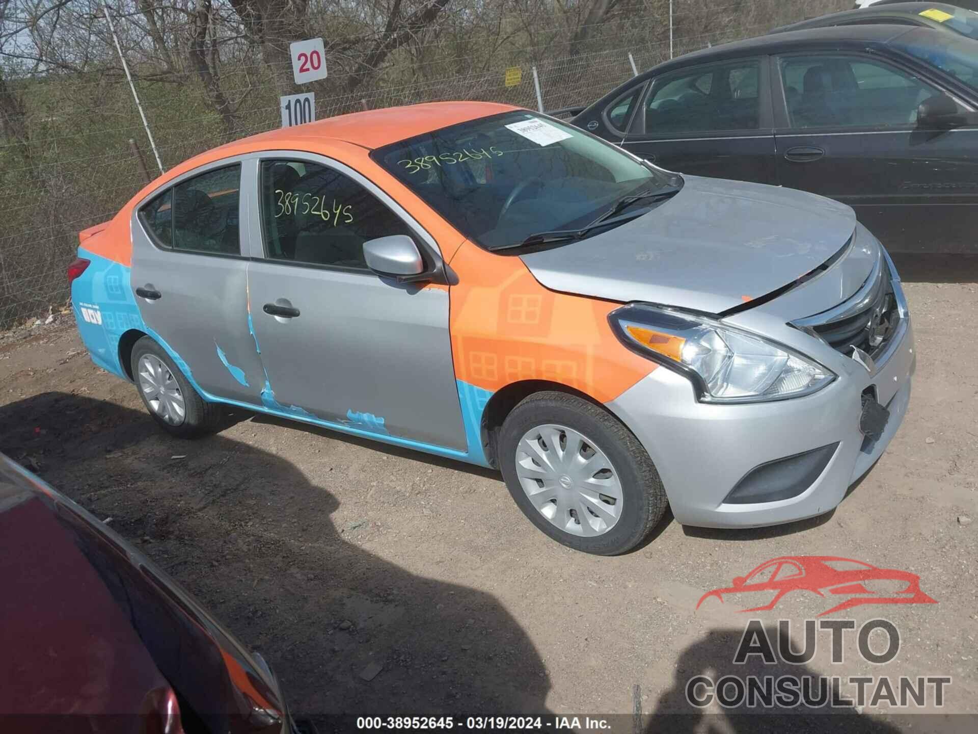 NISSAN VERSA 2018 - 3N1CN7AP5JL887671