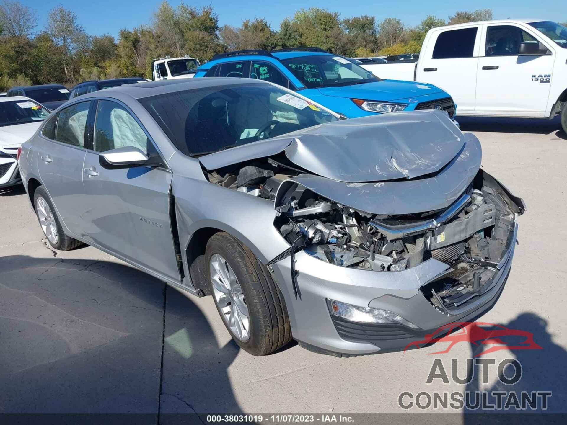 CHEVROLET MALIBU 2021 - 1G1ZD5ST7MF007782