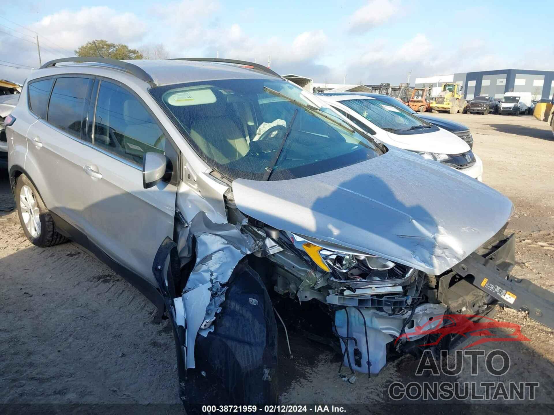 FORD ESCAPE 2018 - 1FMCU0HDXJUB97726
