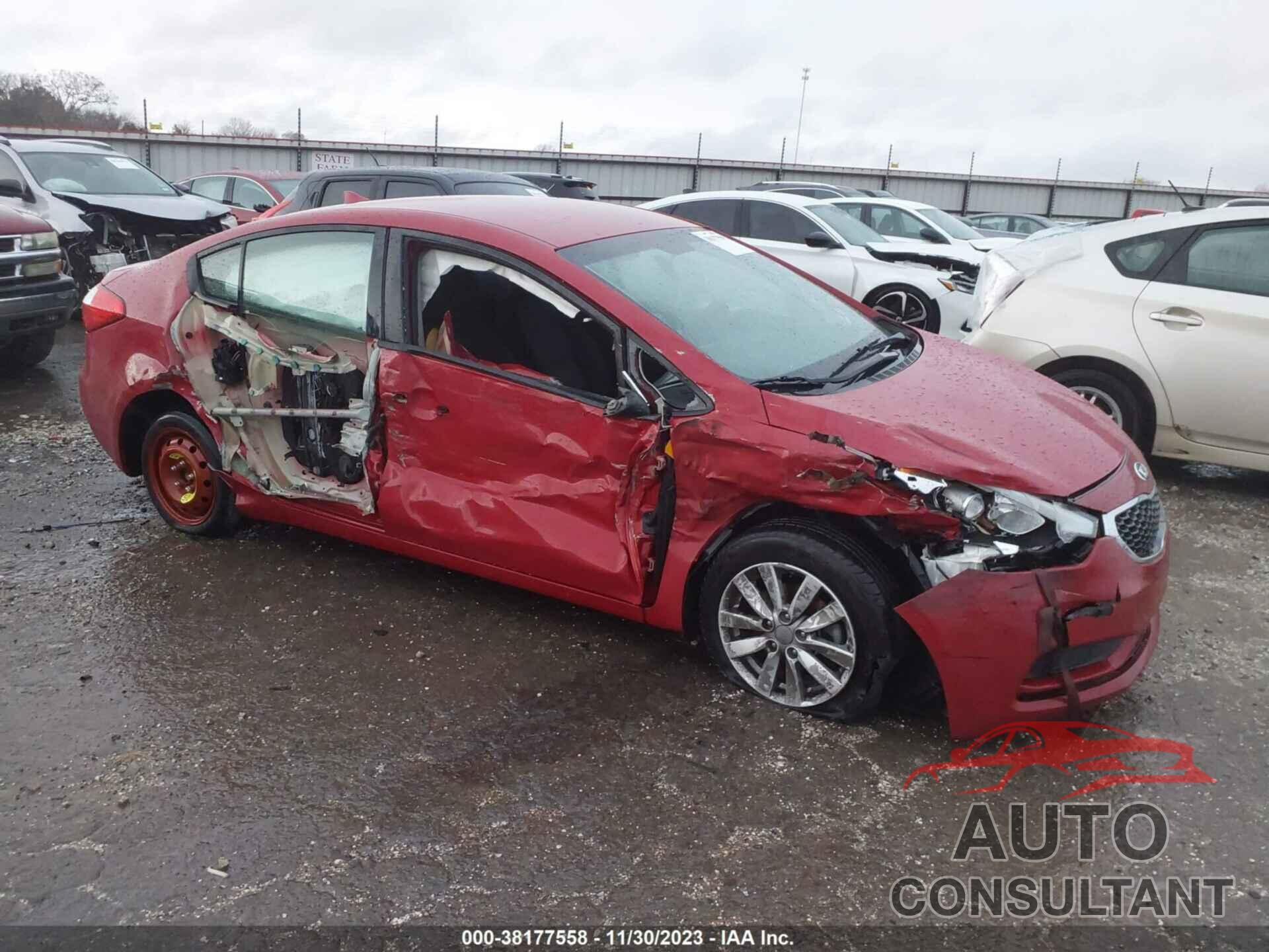 KIA FORTE 2016 - KNAFX4A65G5557819