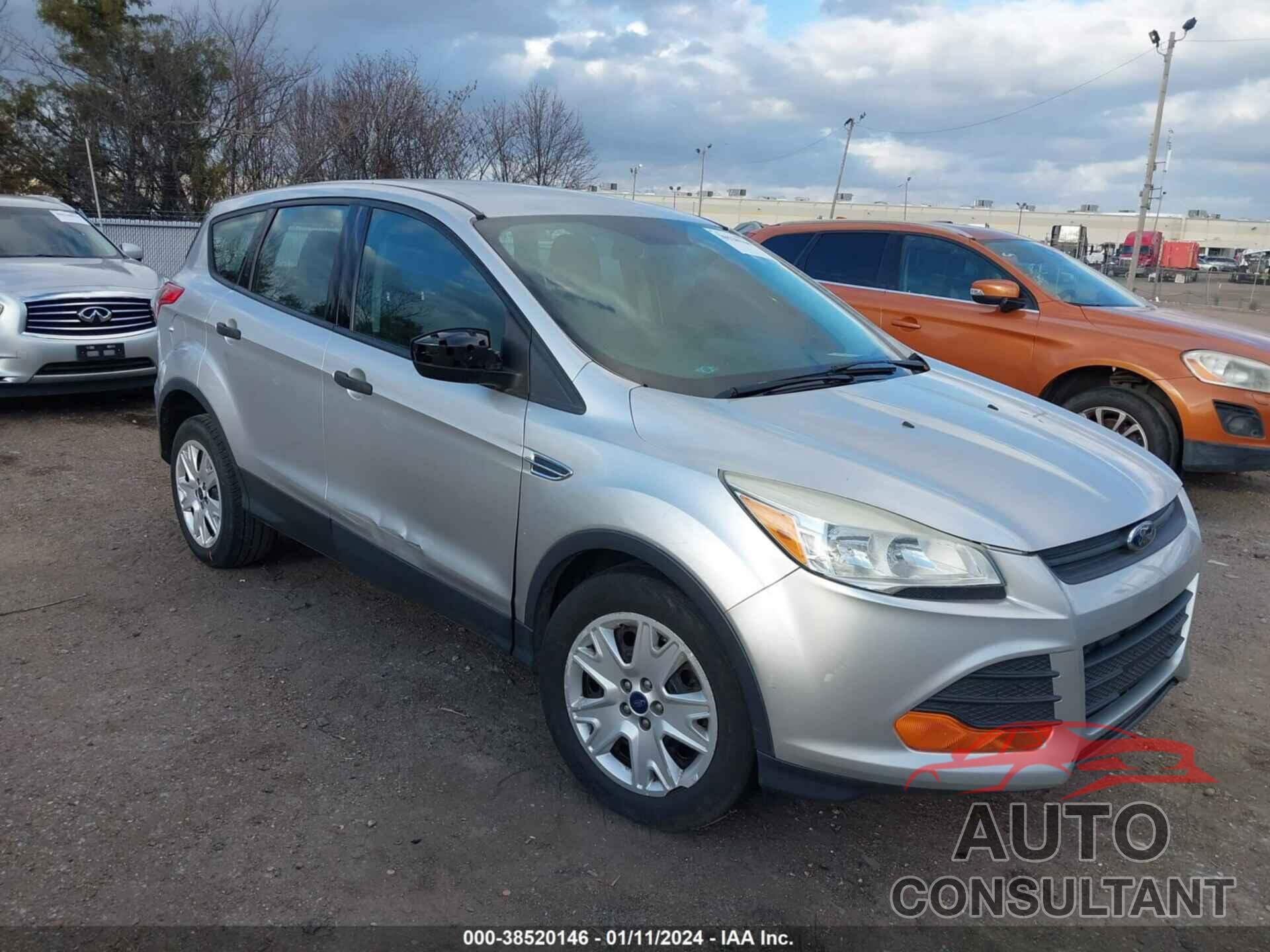 FORD ESCAPE 2015 - 1FMCU0F78FUB79164