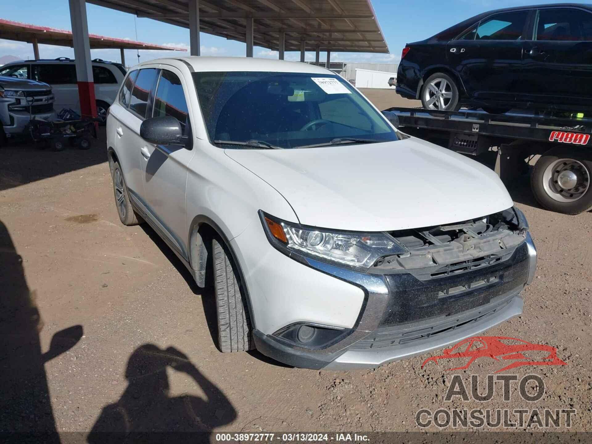 MITSUBISHI OUTLANDER 2018 - JA4AD2A39JZ004956