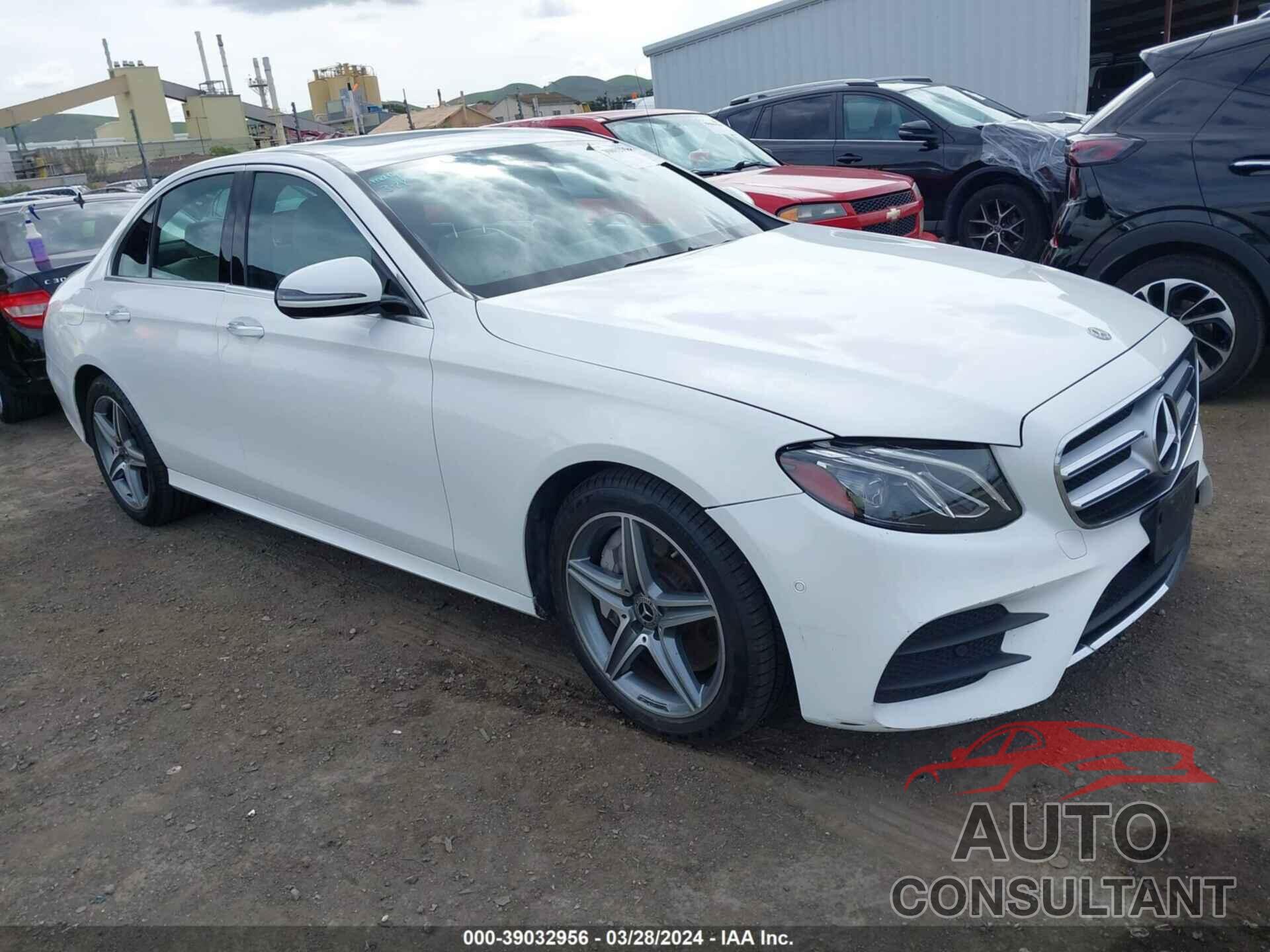 MERCEDES-BENZ E 300 2018 - WDDZF4JB5JA361660