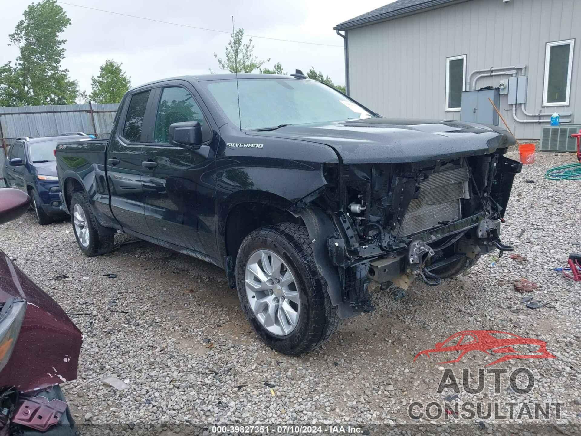 CHEVROLET SILVERADO 1500 2020 - 1GCRYBEF6LZ228285