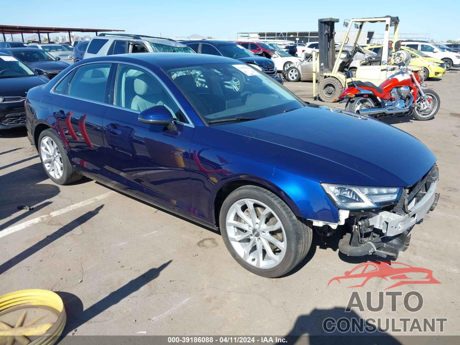 AUDI A4 2019 - WAUGMAF45KN004454