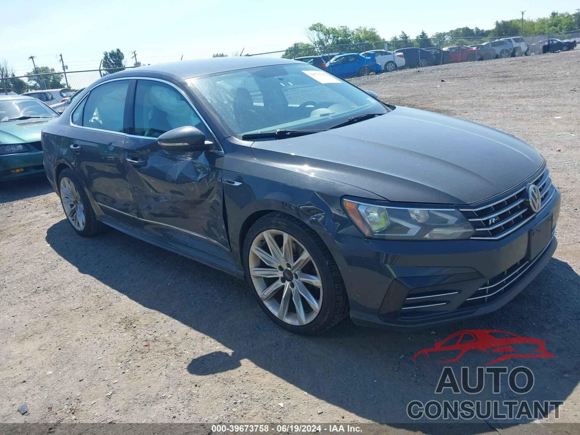 VOLKSWAGEN PASSAT 2017 - 1VWDT7A38HC074509