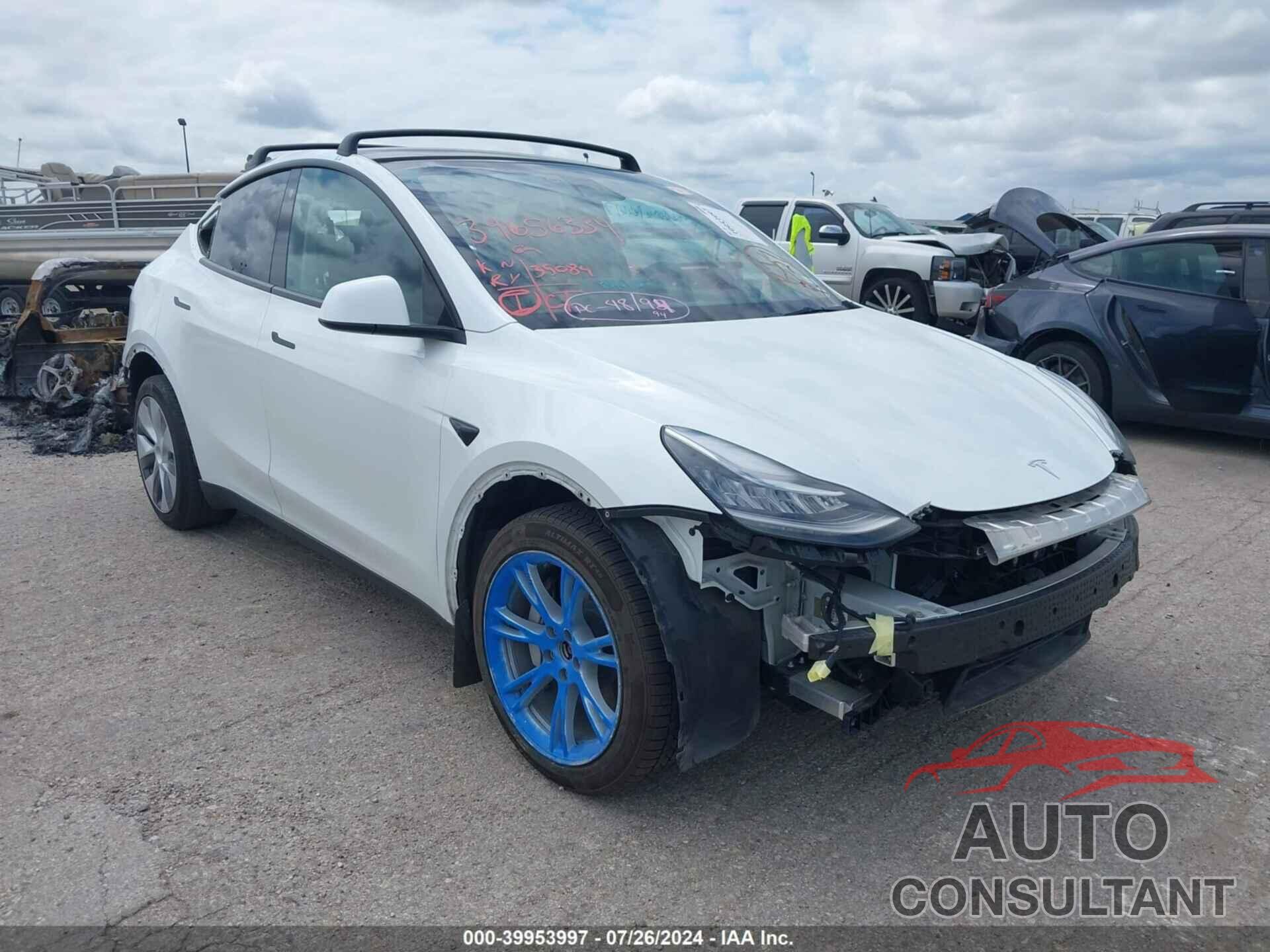 TESLA MODEL Y 2022 - 7SAYGDEEXNA010392