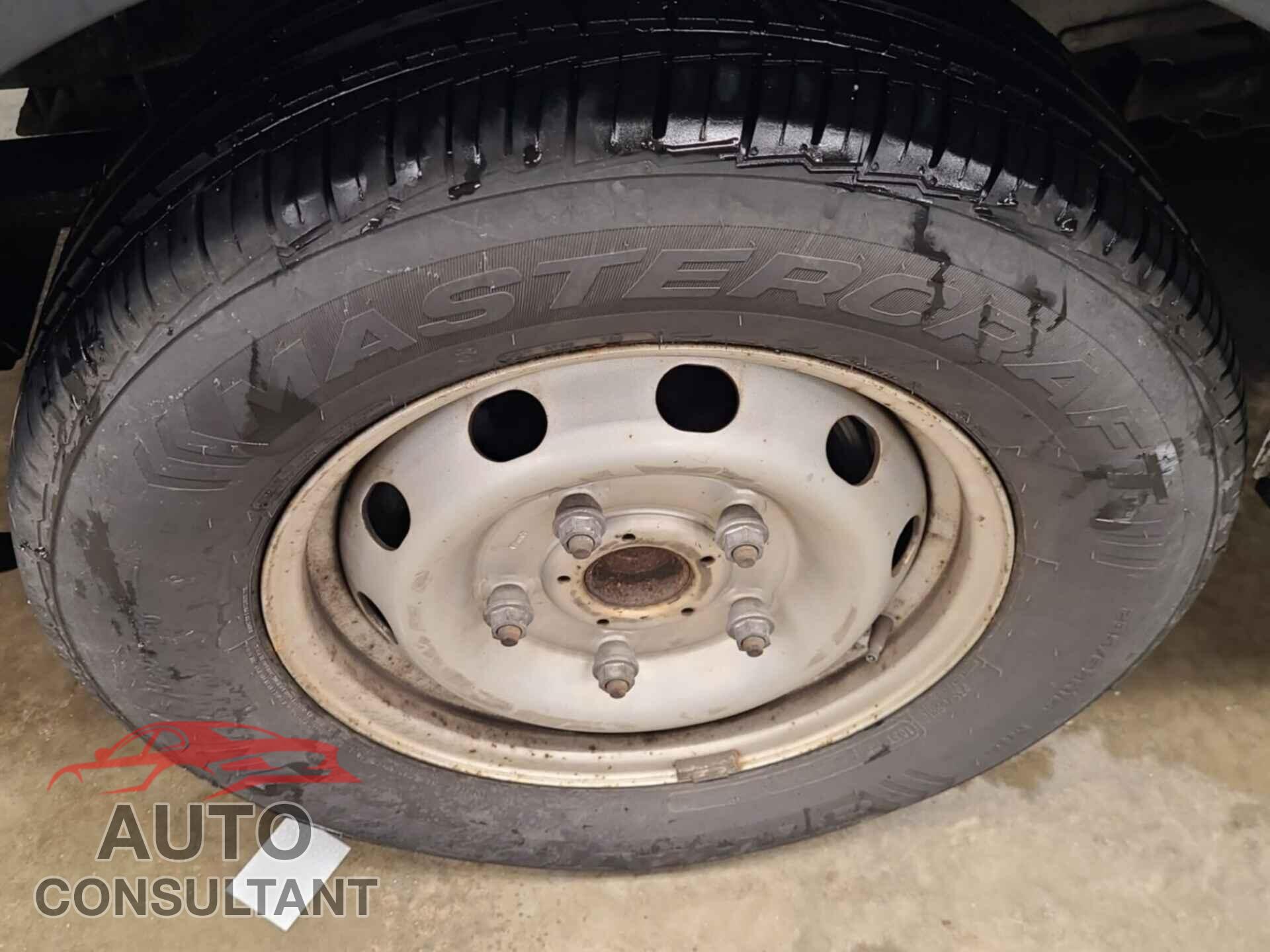 FORD TRANSIT 2019 - 1FTYR2CM1KKA41005