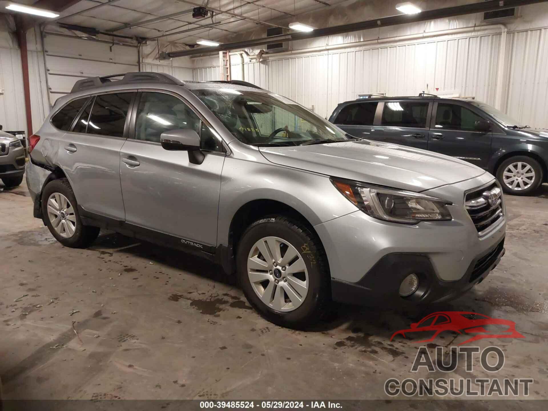 SUBARU OUTBACK 2018 - 4S4BSAHC5J3319400