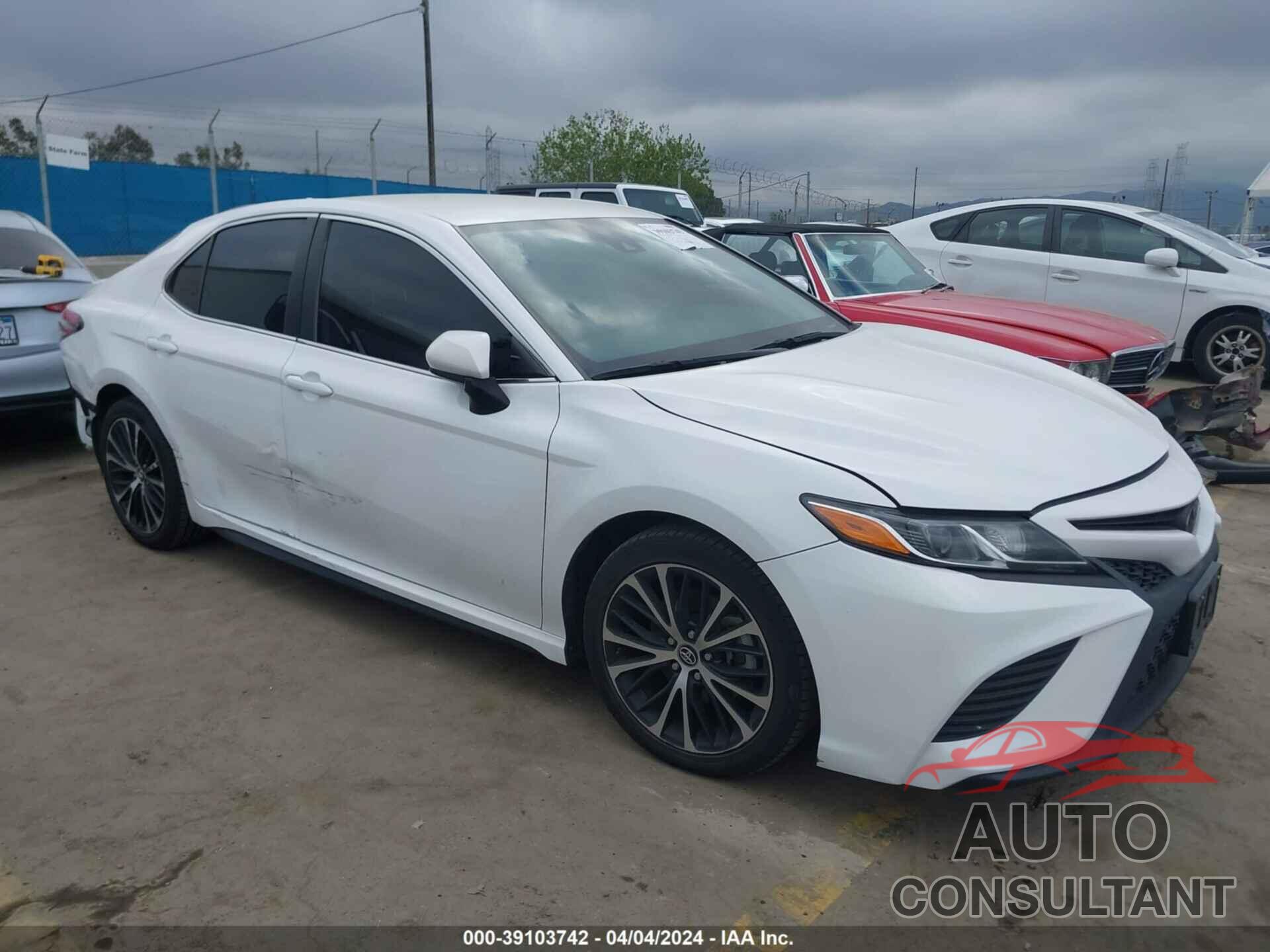 TOYOTA CAMRY 2019 - 4T1B11HK6KU198723